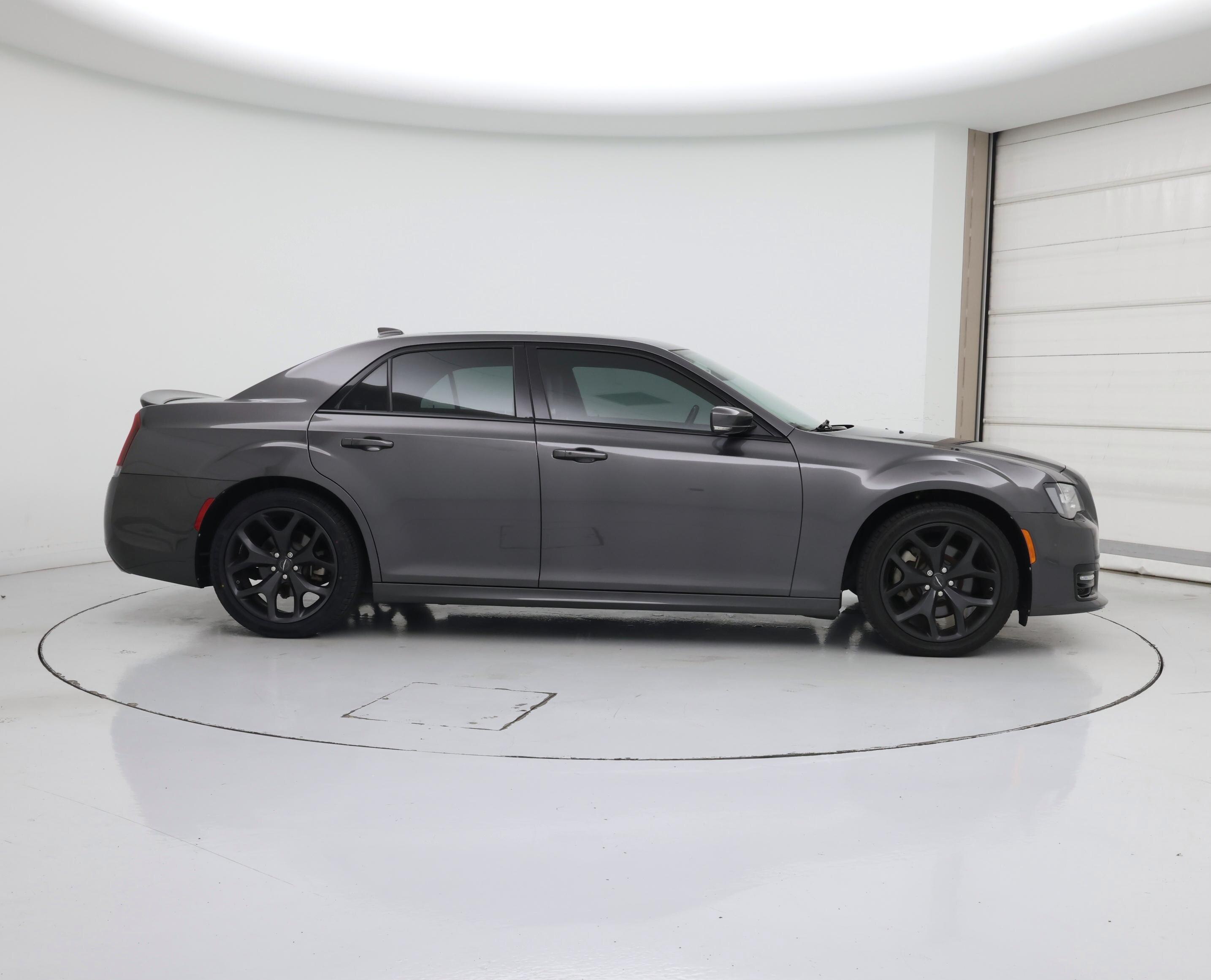 Thumbnail: 2022 Chrysler 300 - 7