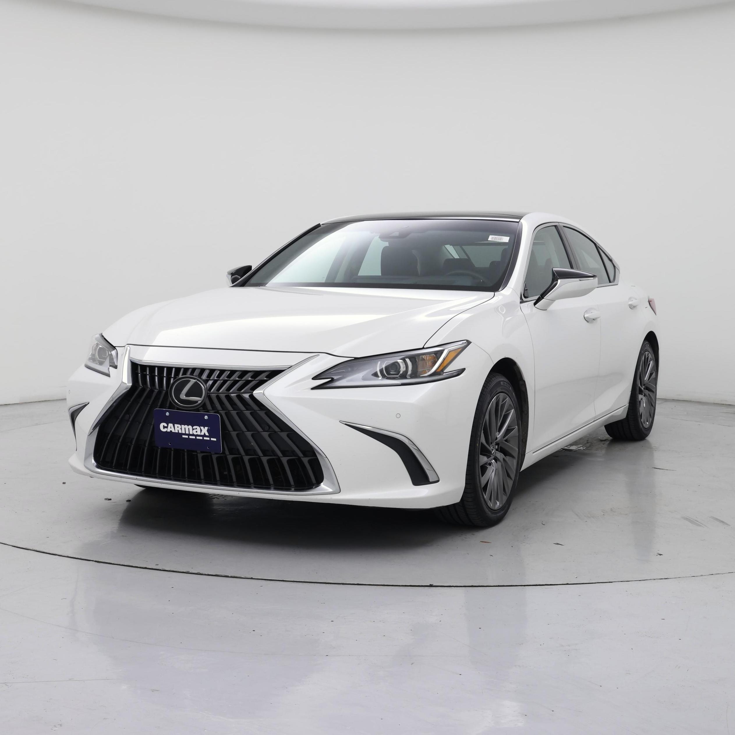 Thumbnail: 2024 Lexus ES - 4
