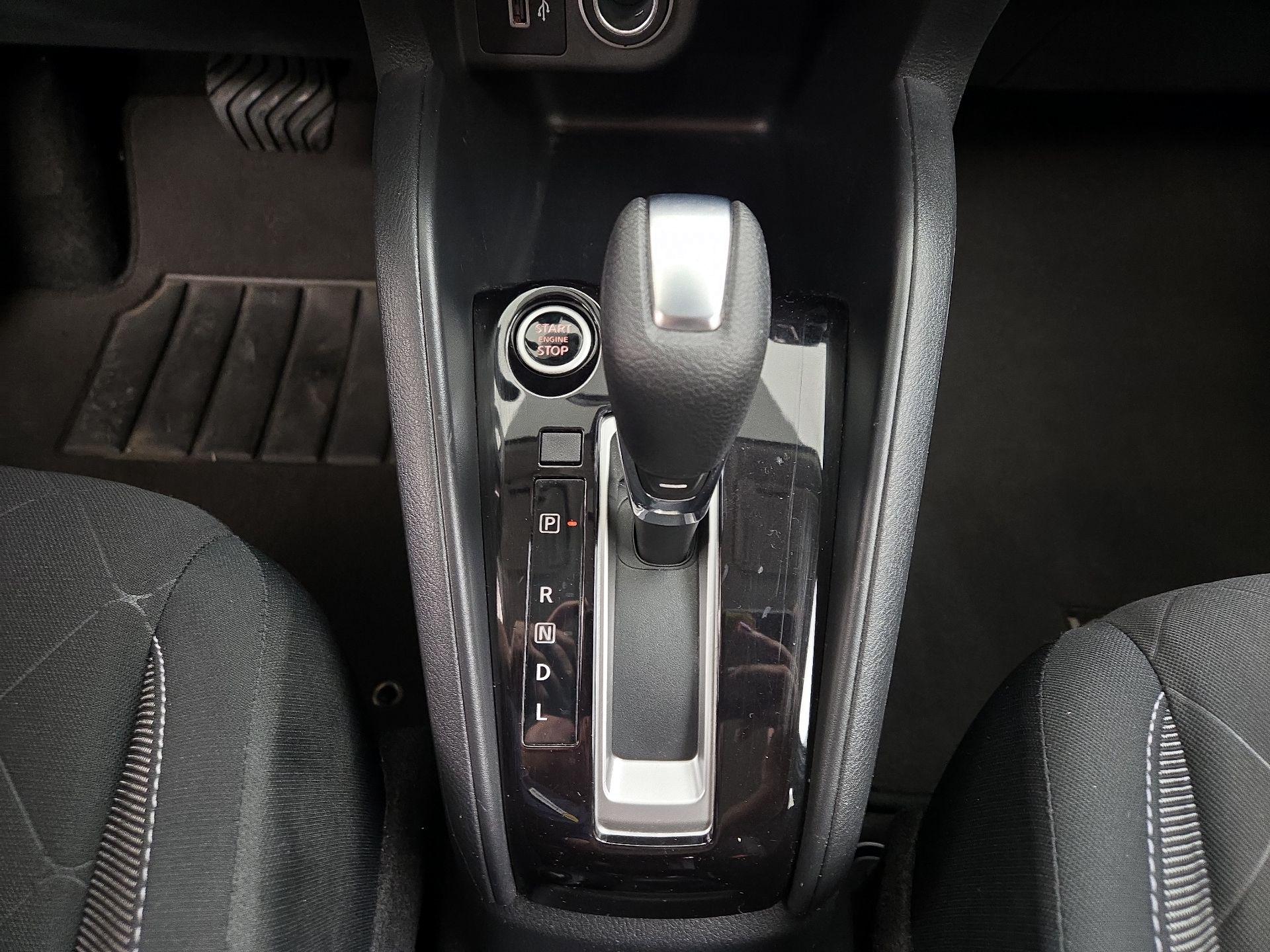 Thumbnail: 2020 Nissan Kicks - 17