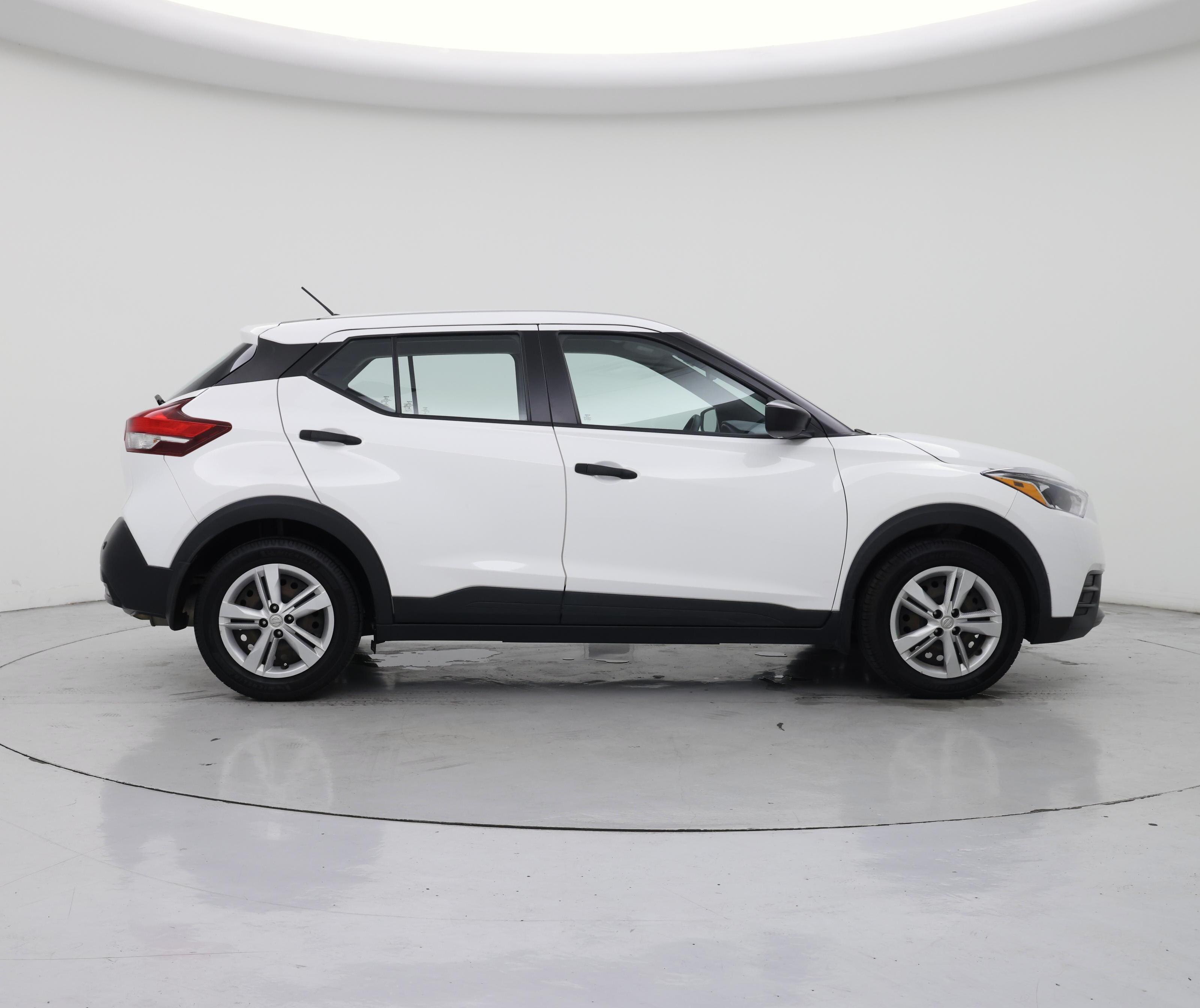 Thumbnail: 2020 Nissan Kicks - 7