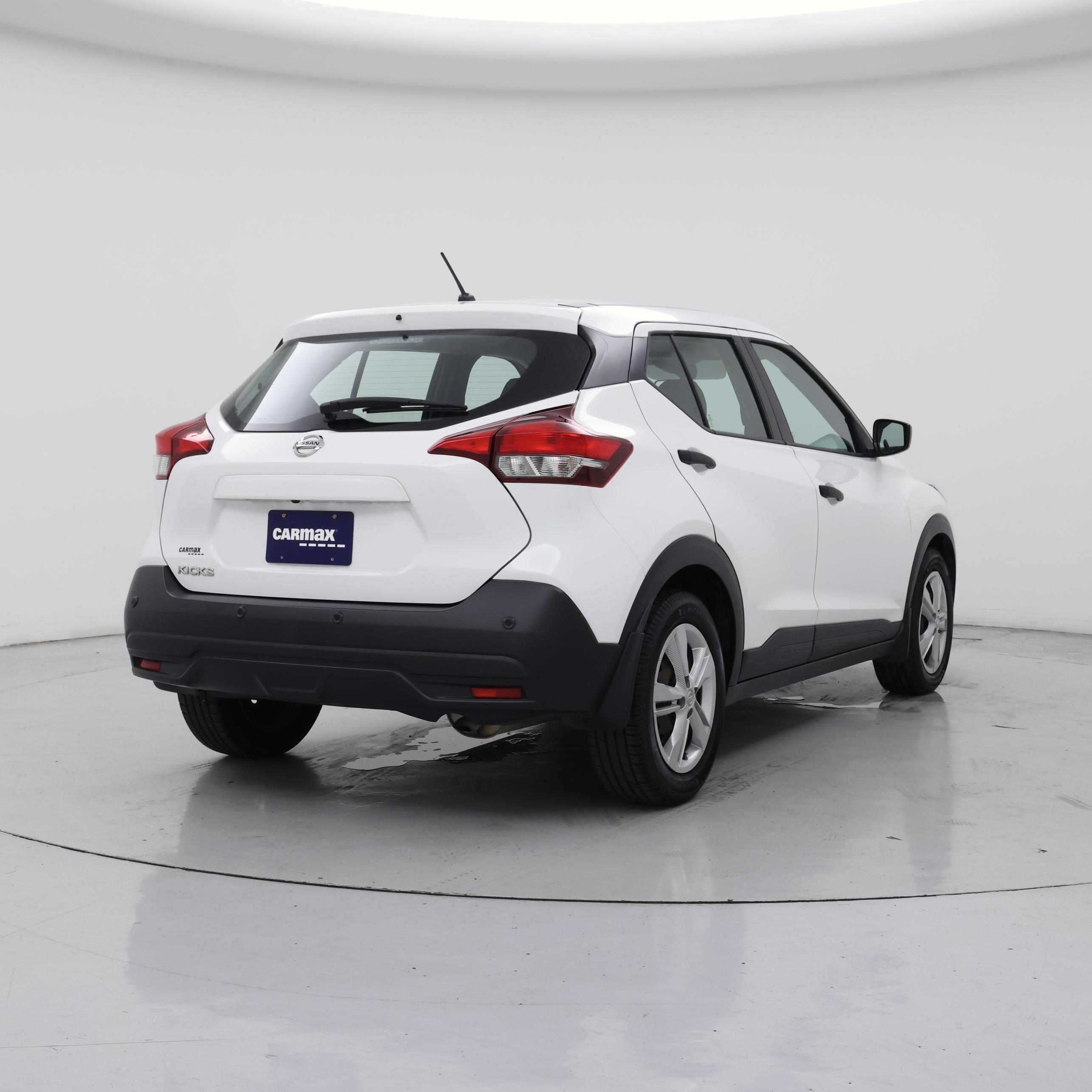 Thumbnail: 2020 Nissan Kicks - 8