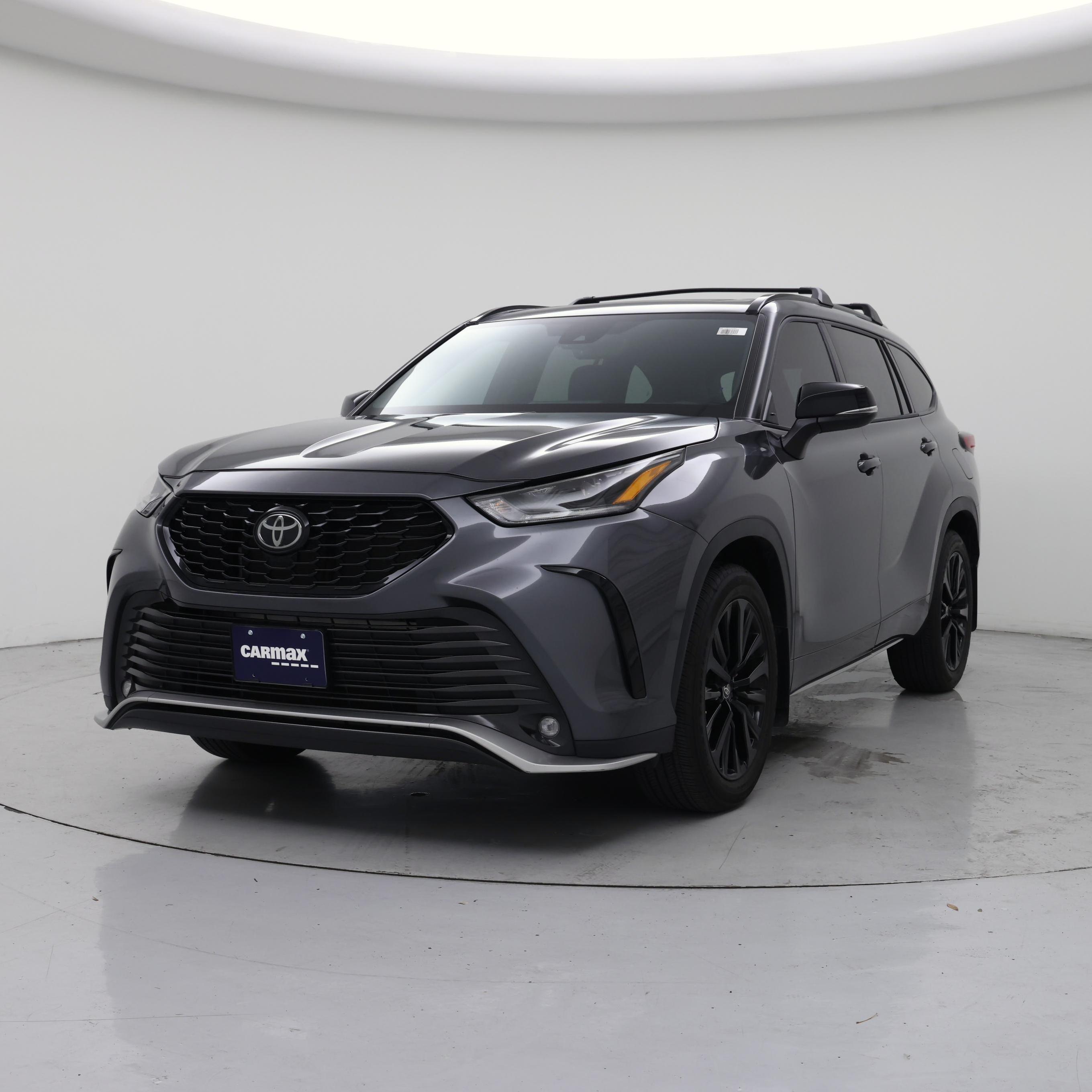 Thumbnail: 2023 Toyota Highlander - 4