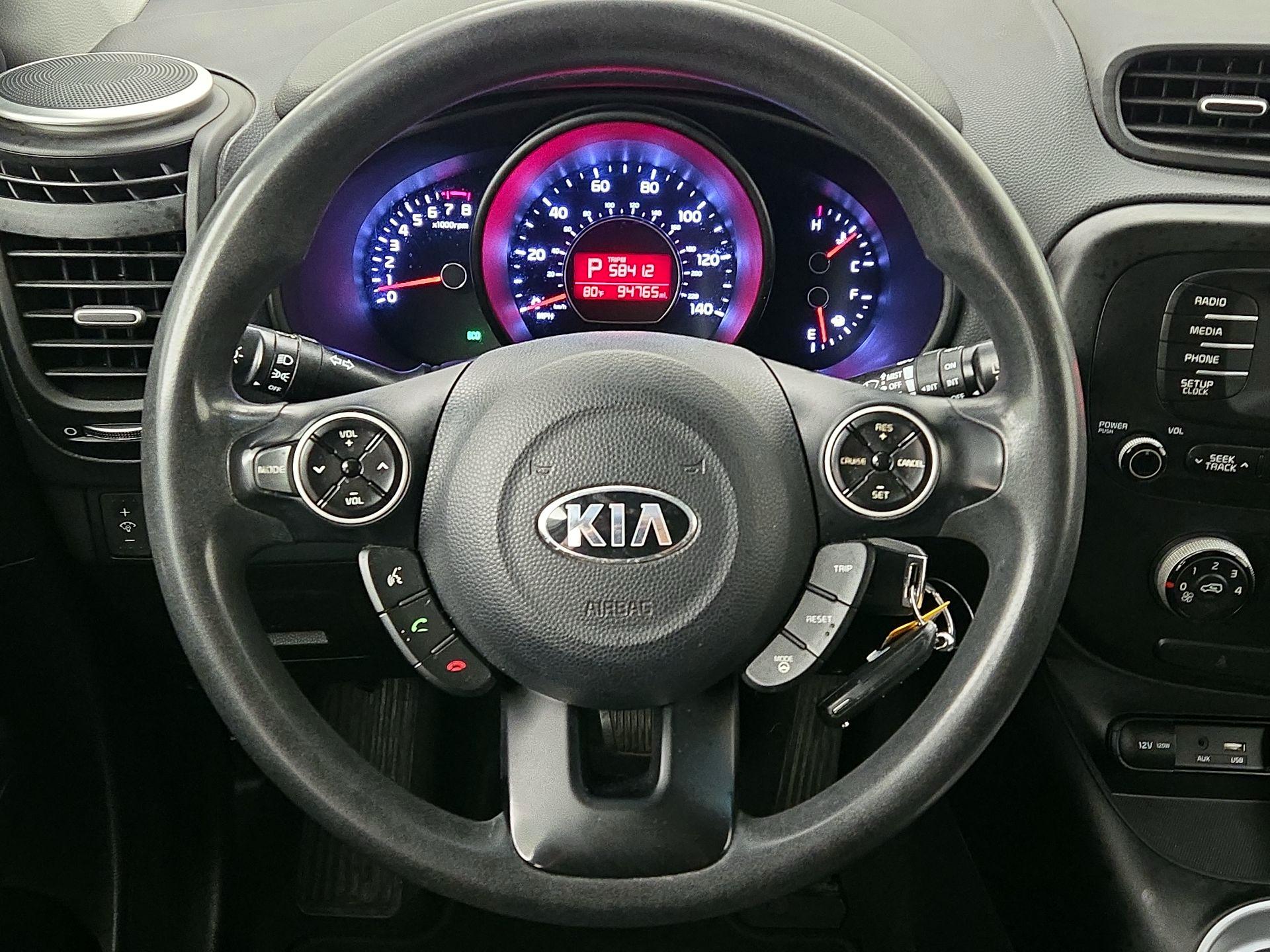 Thumbnail: 2016 Kia Soul - 10