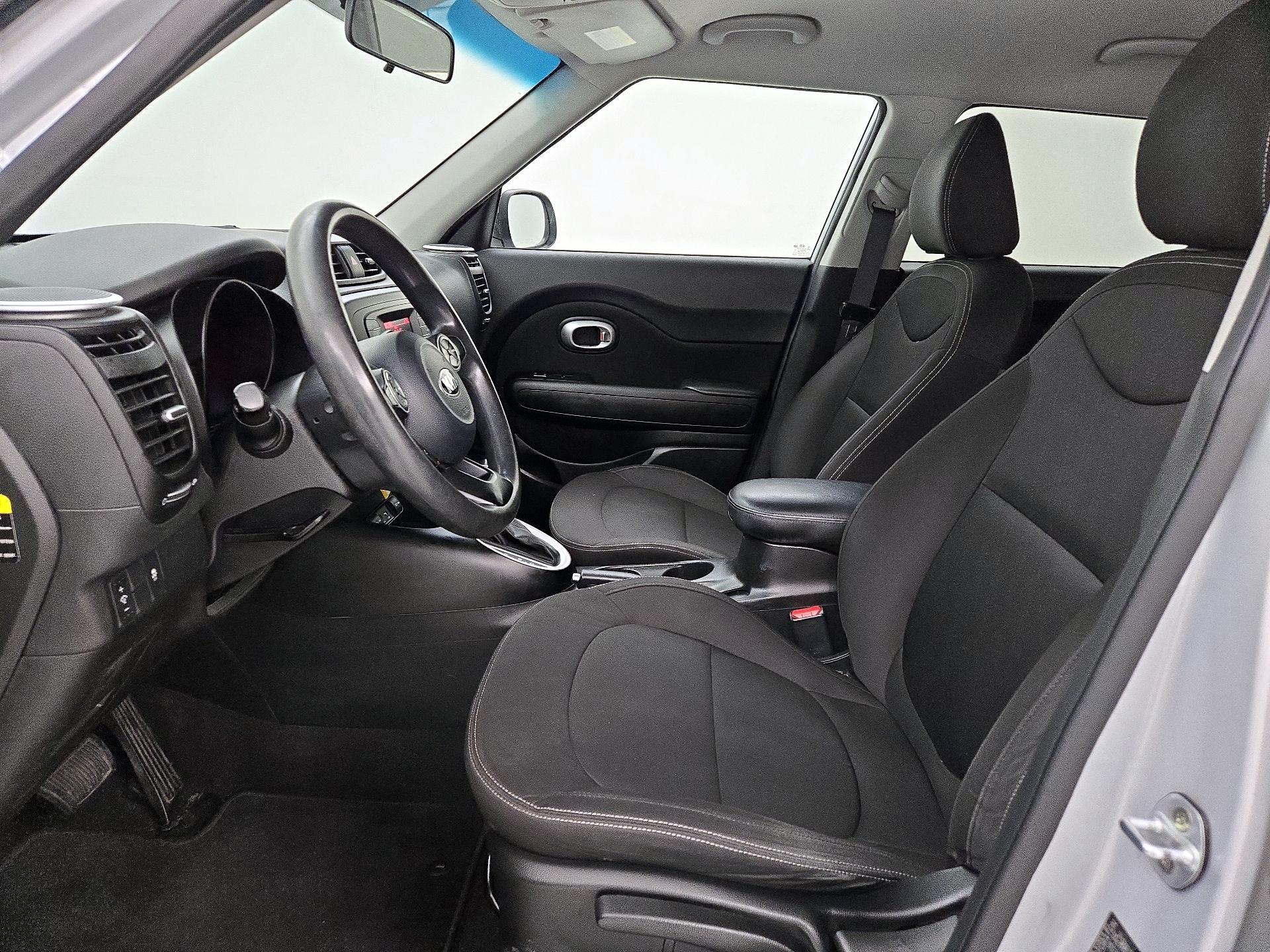 Thumbnail: 2016 Kia Soul - 11