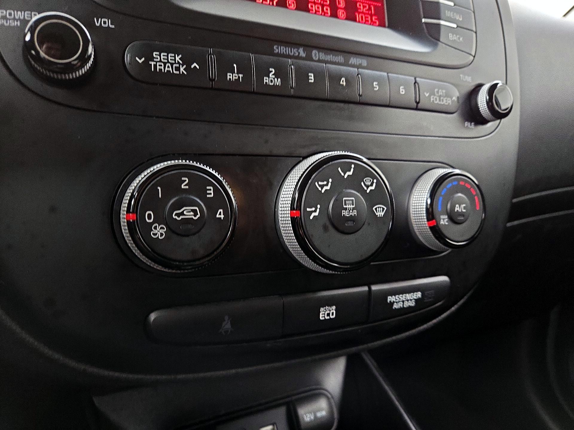 Thumbnail: 2016 Kia Soul - 15