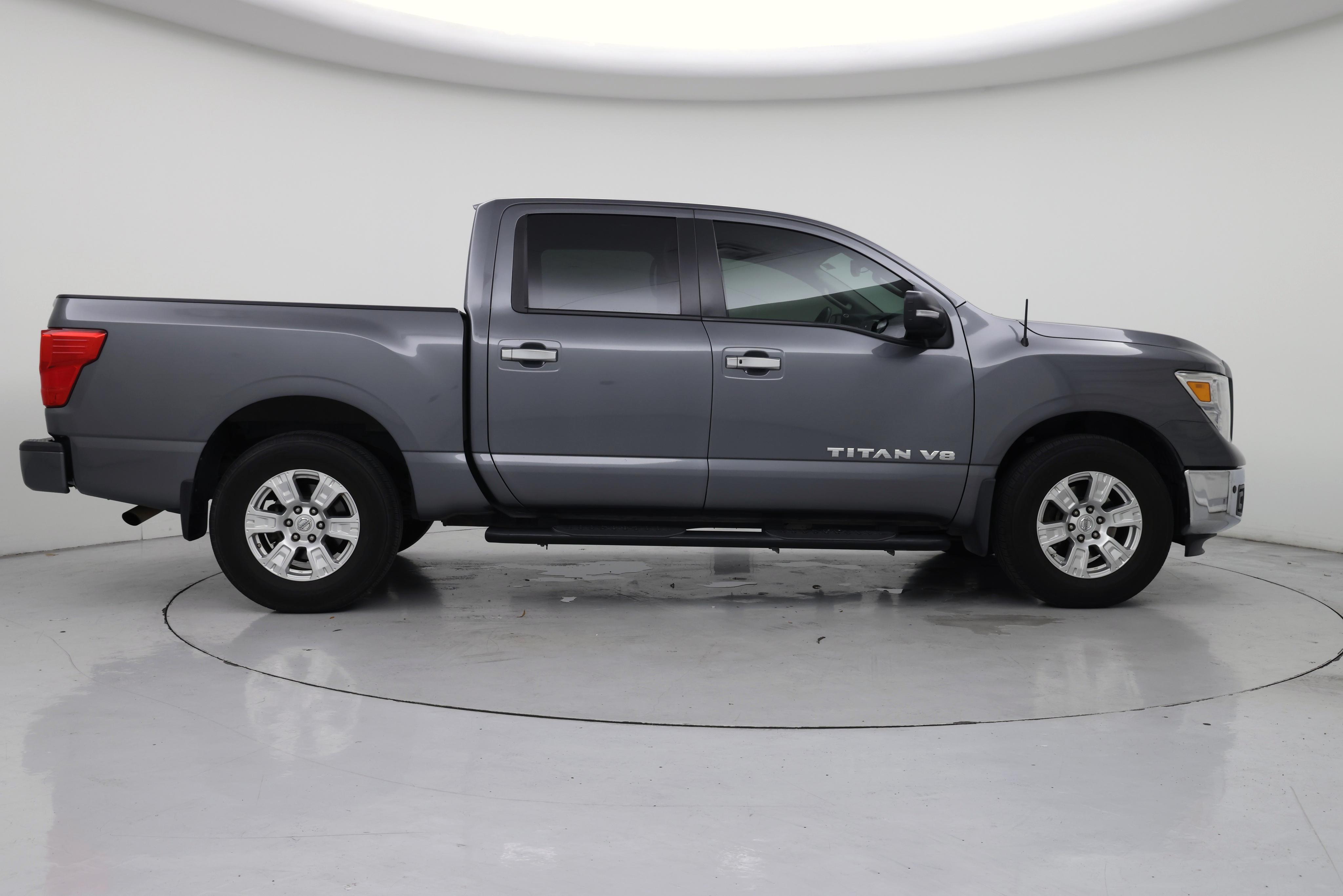 Thumbnail: 2019 Nissan Titan - 7