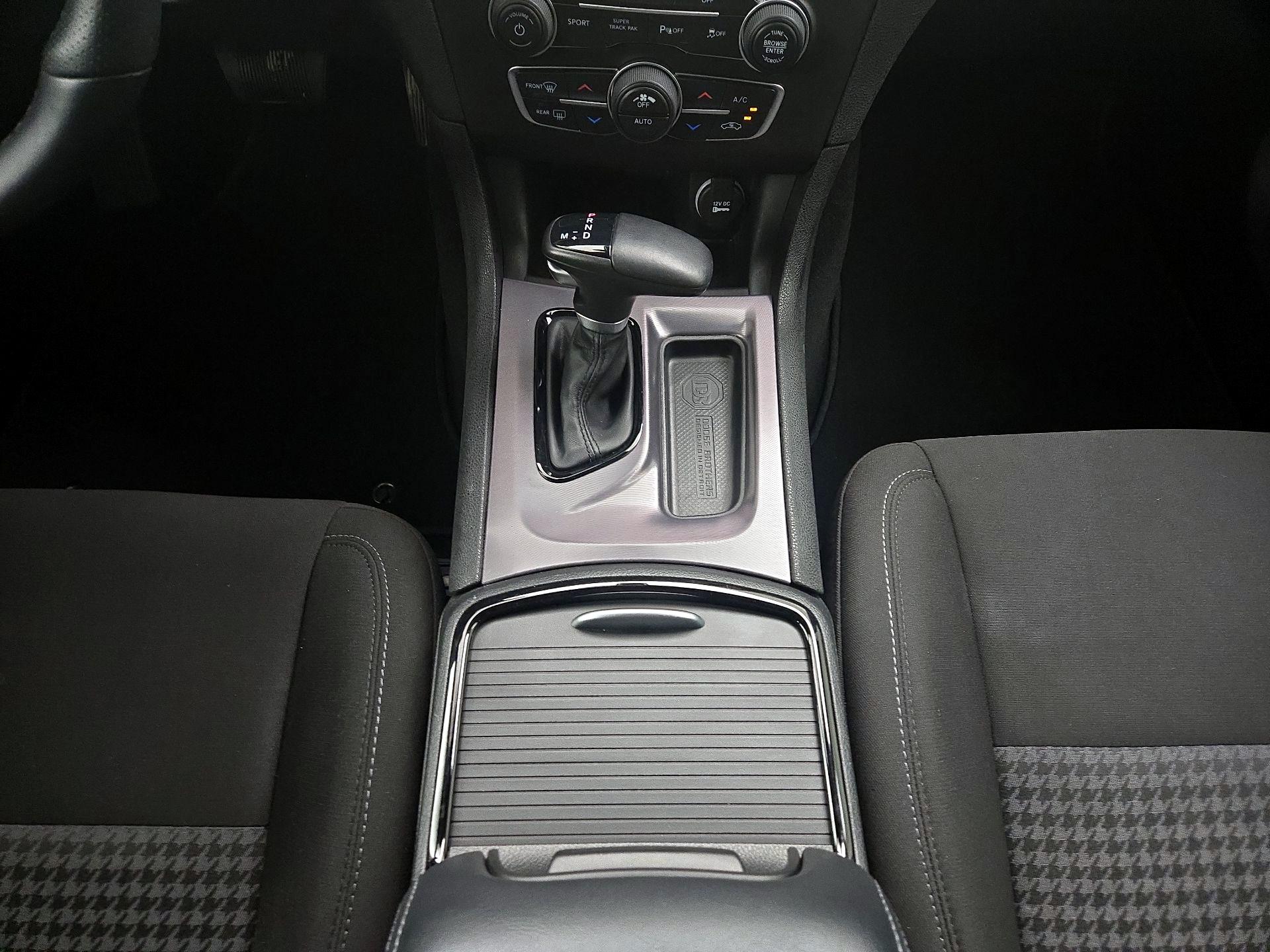Thumbnail: 2022 Dodge Charger - 17
