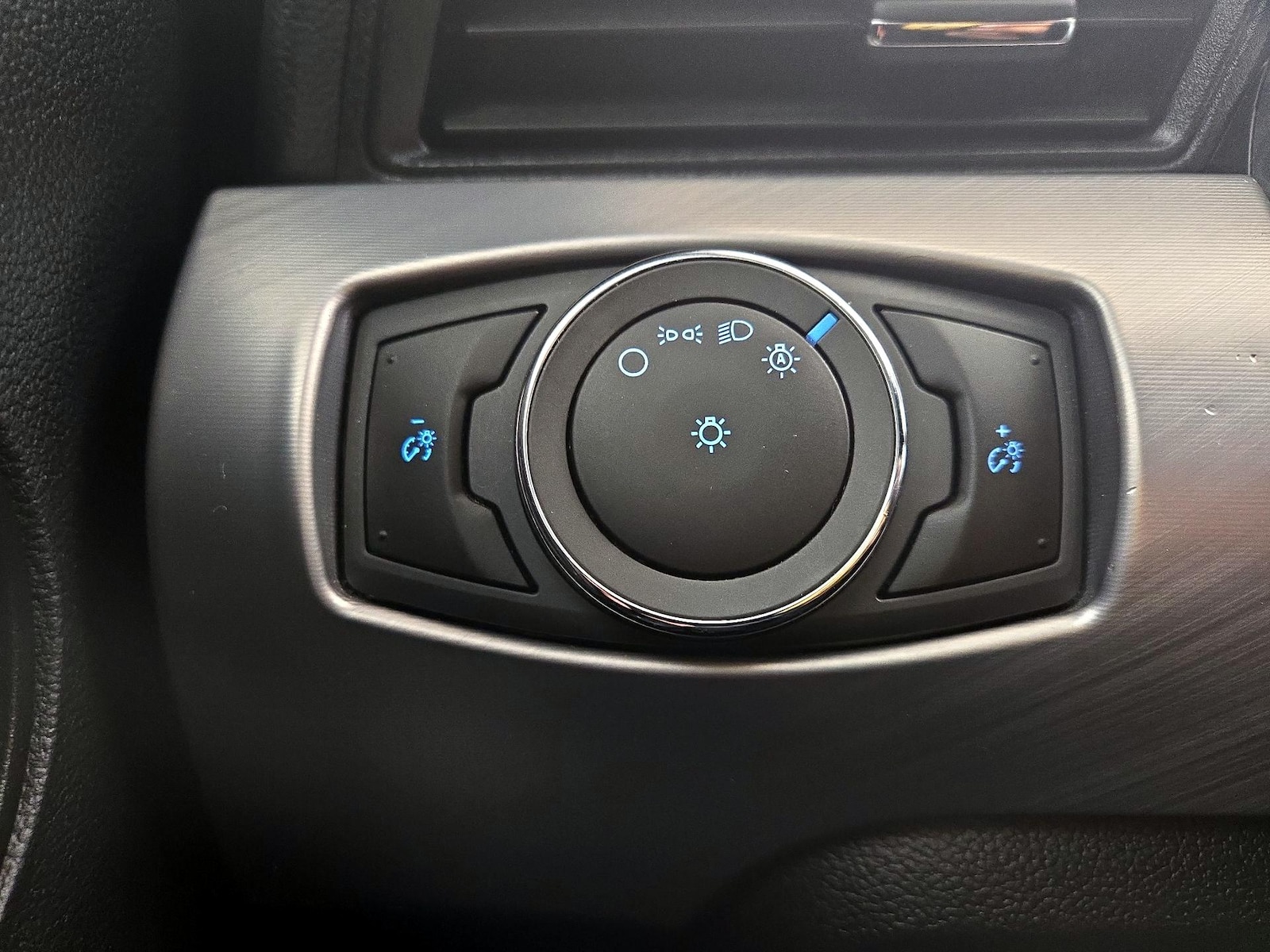 2023 Ford Mustang EcoBoost Premium - Photo 14