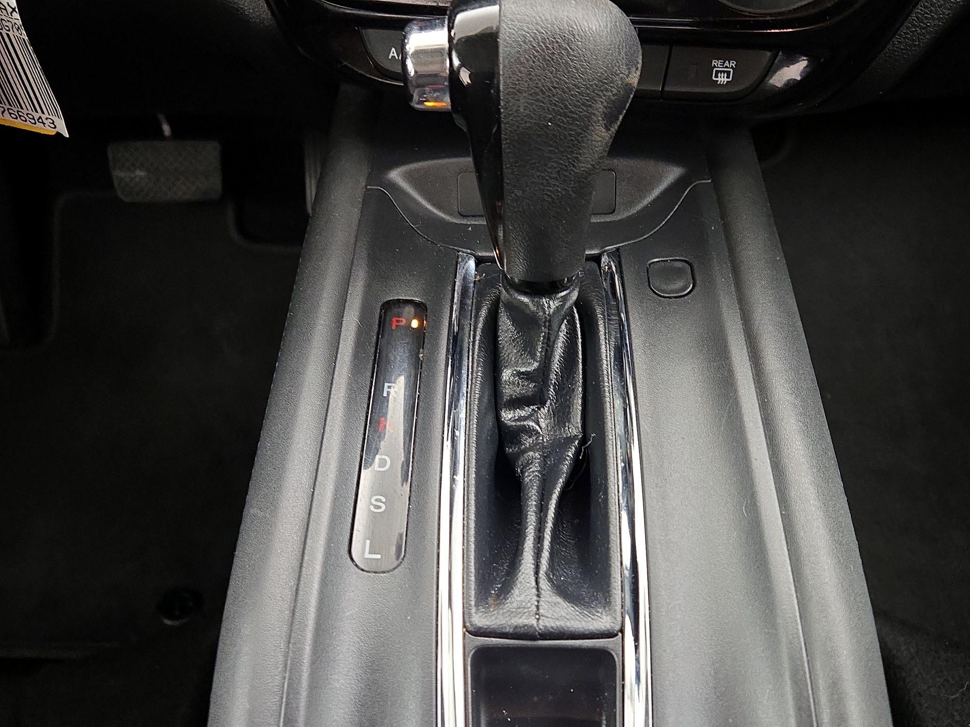 Thumbnail: 2018 Honda HR-V - 17