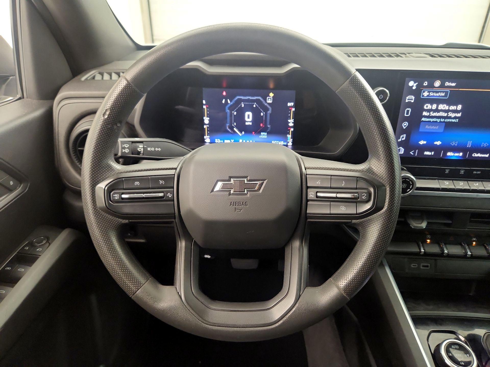 Thumbnail: 2023 Chevrolet Colorado - 10