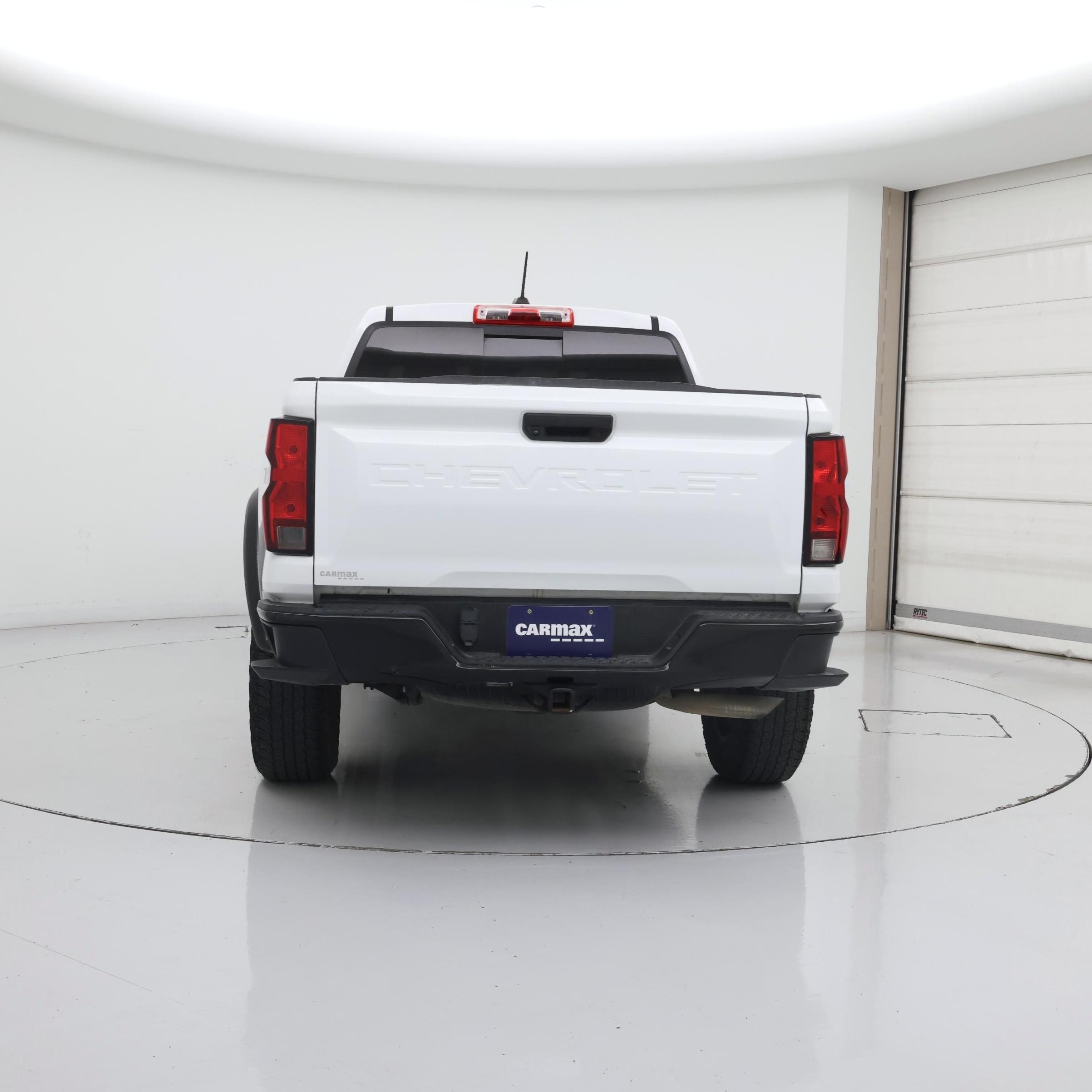 Thumbnail: 2023 Chevrolet Colorado - 6