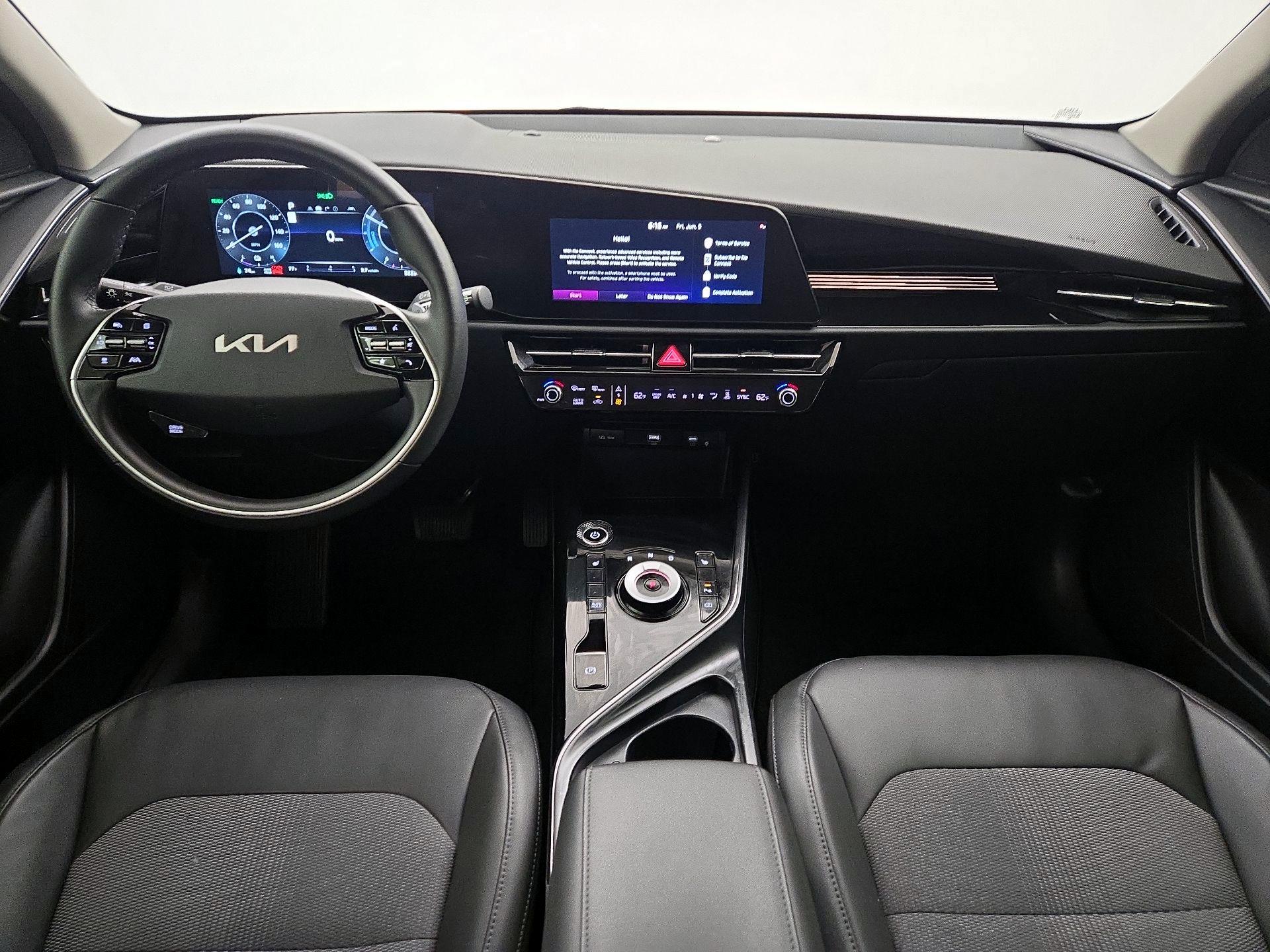 Thumbnail: 2023 Kia Niro - 9