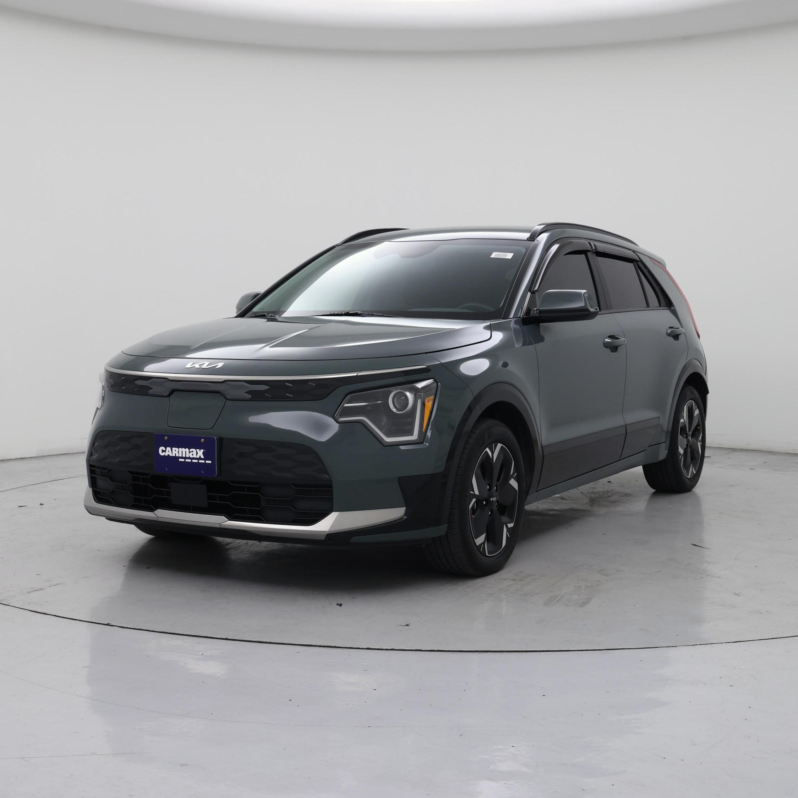 Thumbnail: 2023 Kia Niro - 4