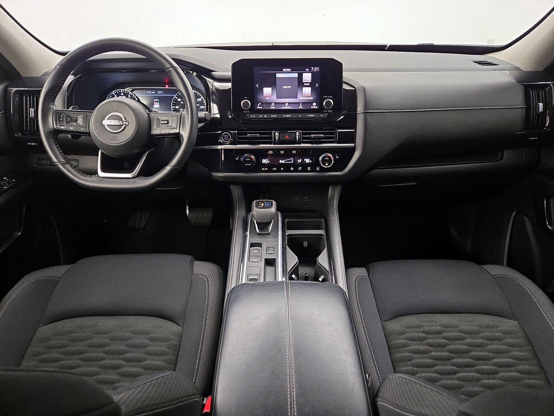 Thumbnail: 2022 Nissan Pathfinder - 9