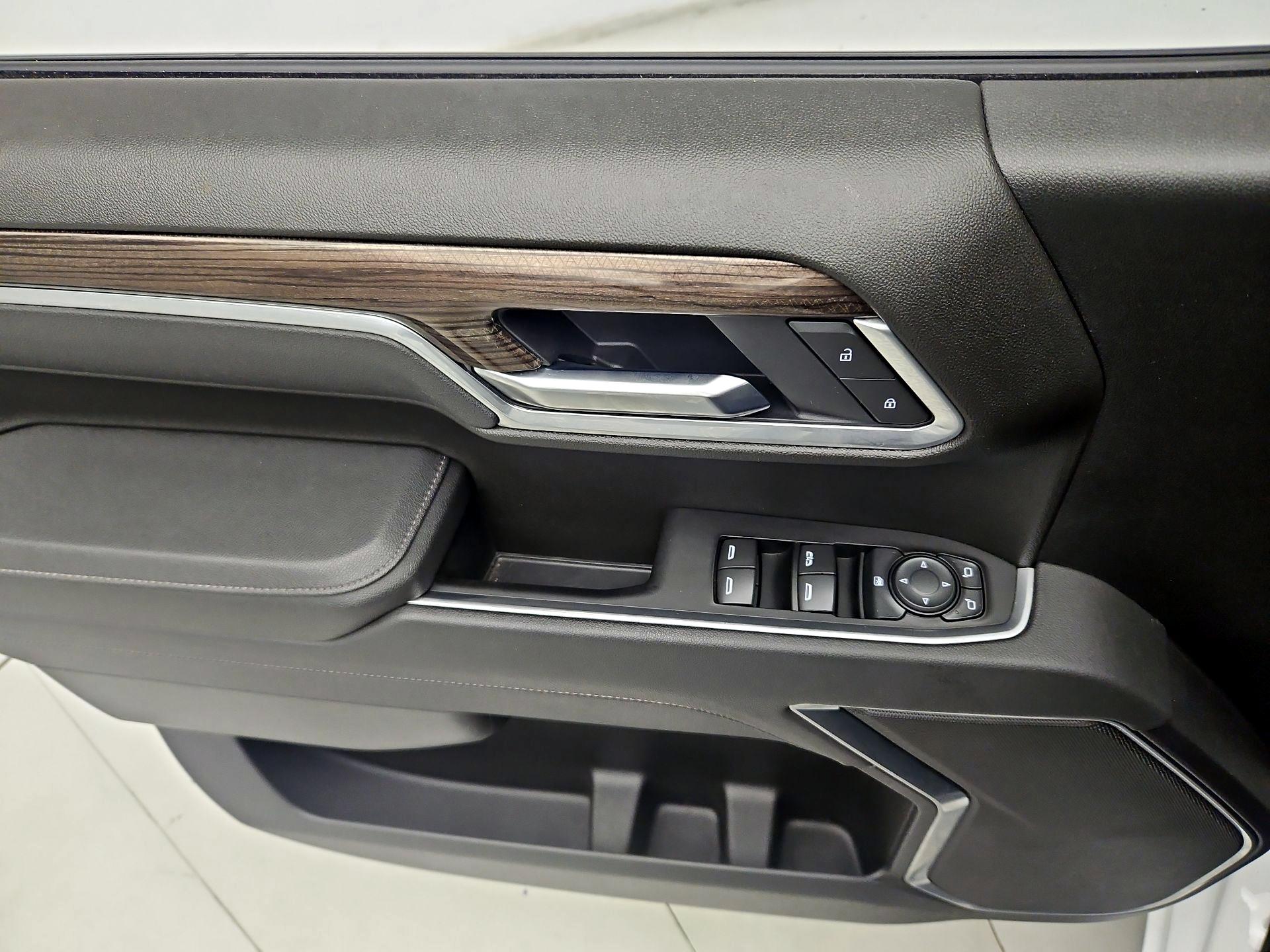 Thumbnail: 2025 Chevrolet Silverado 1500 - 12