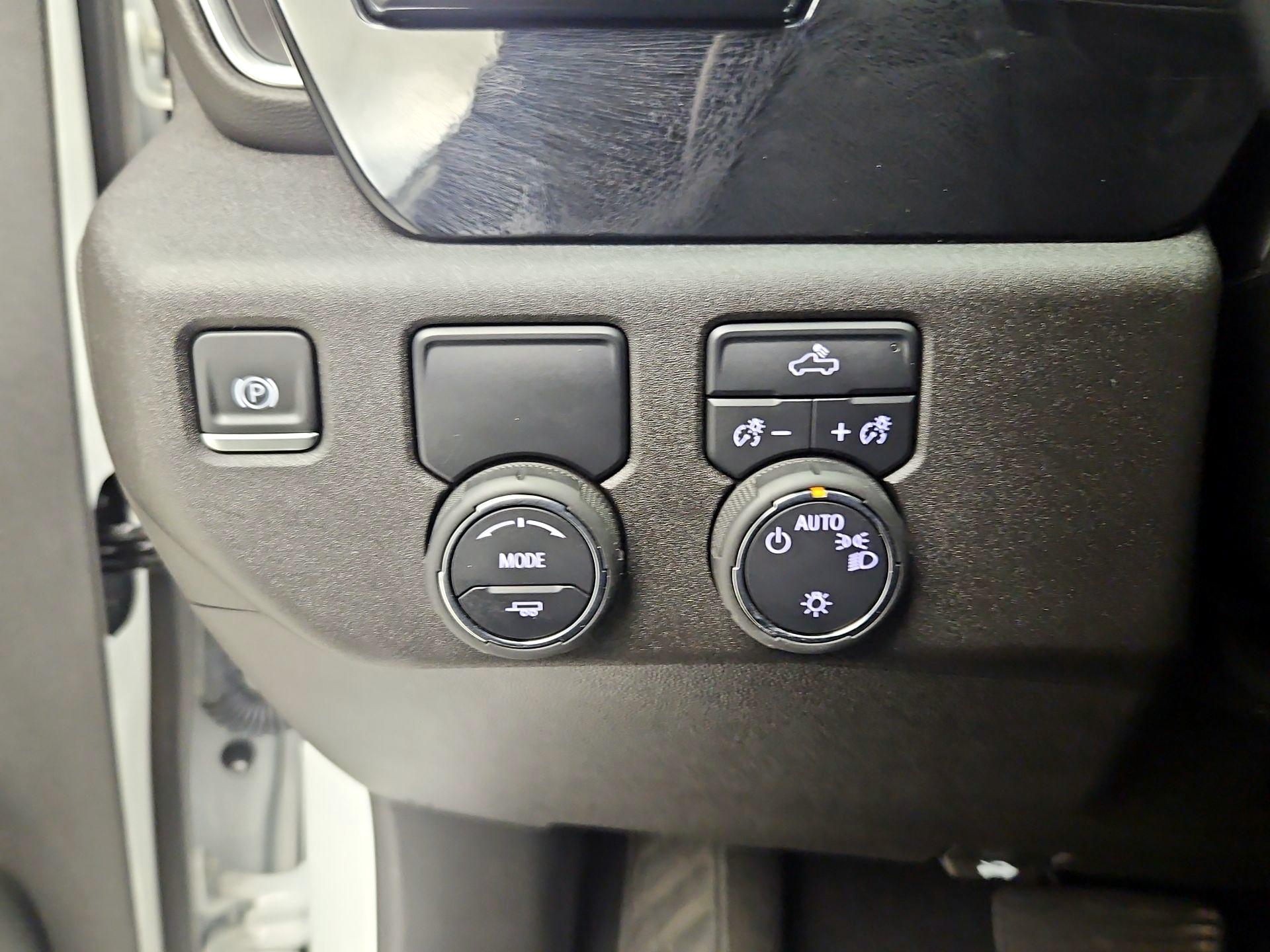 Thumbnail: 2025 Chevrolet Silverado 1500 - 13
