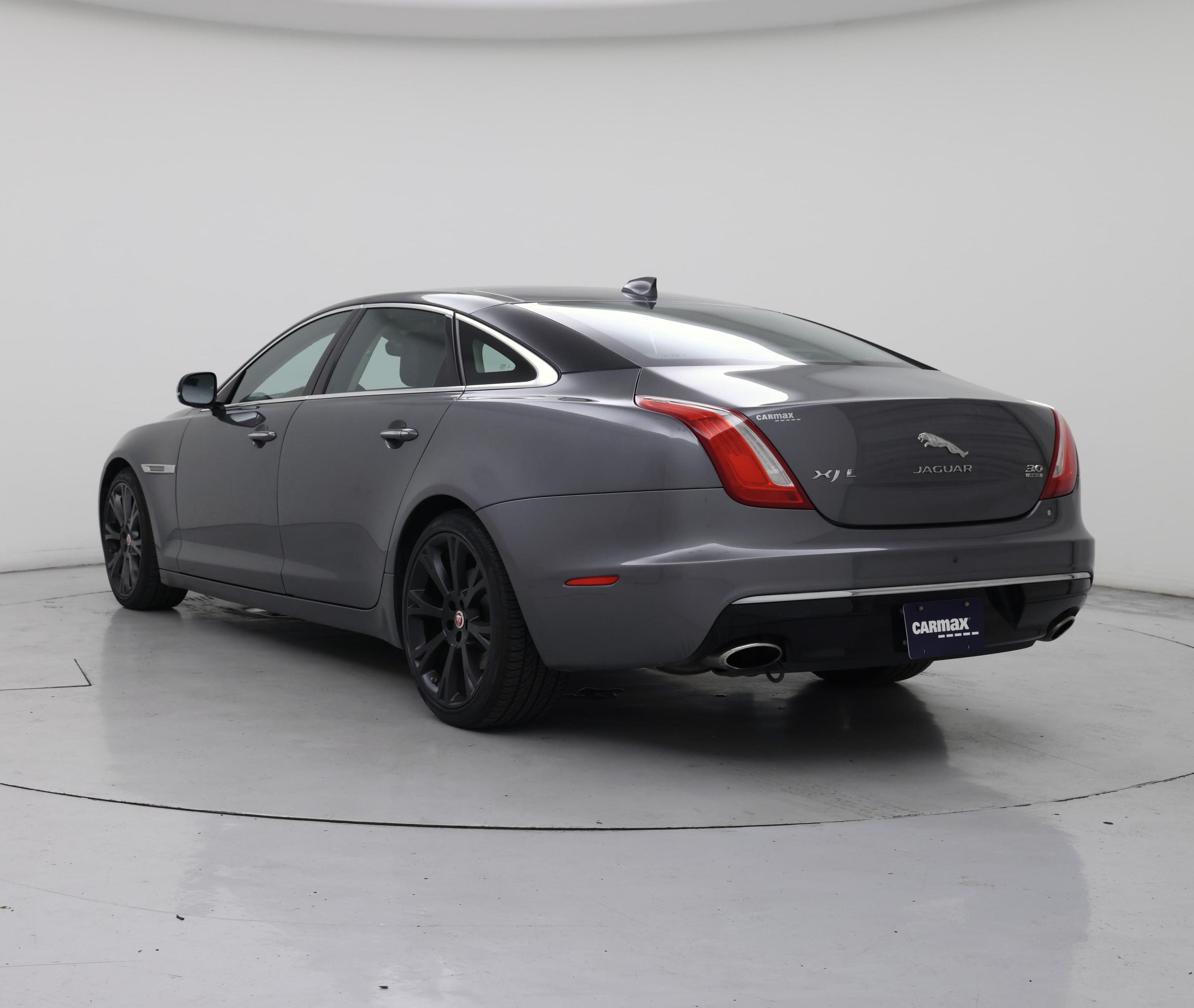 Thumbnail: 2019 Jaguar XJ - 2