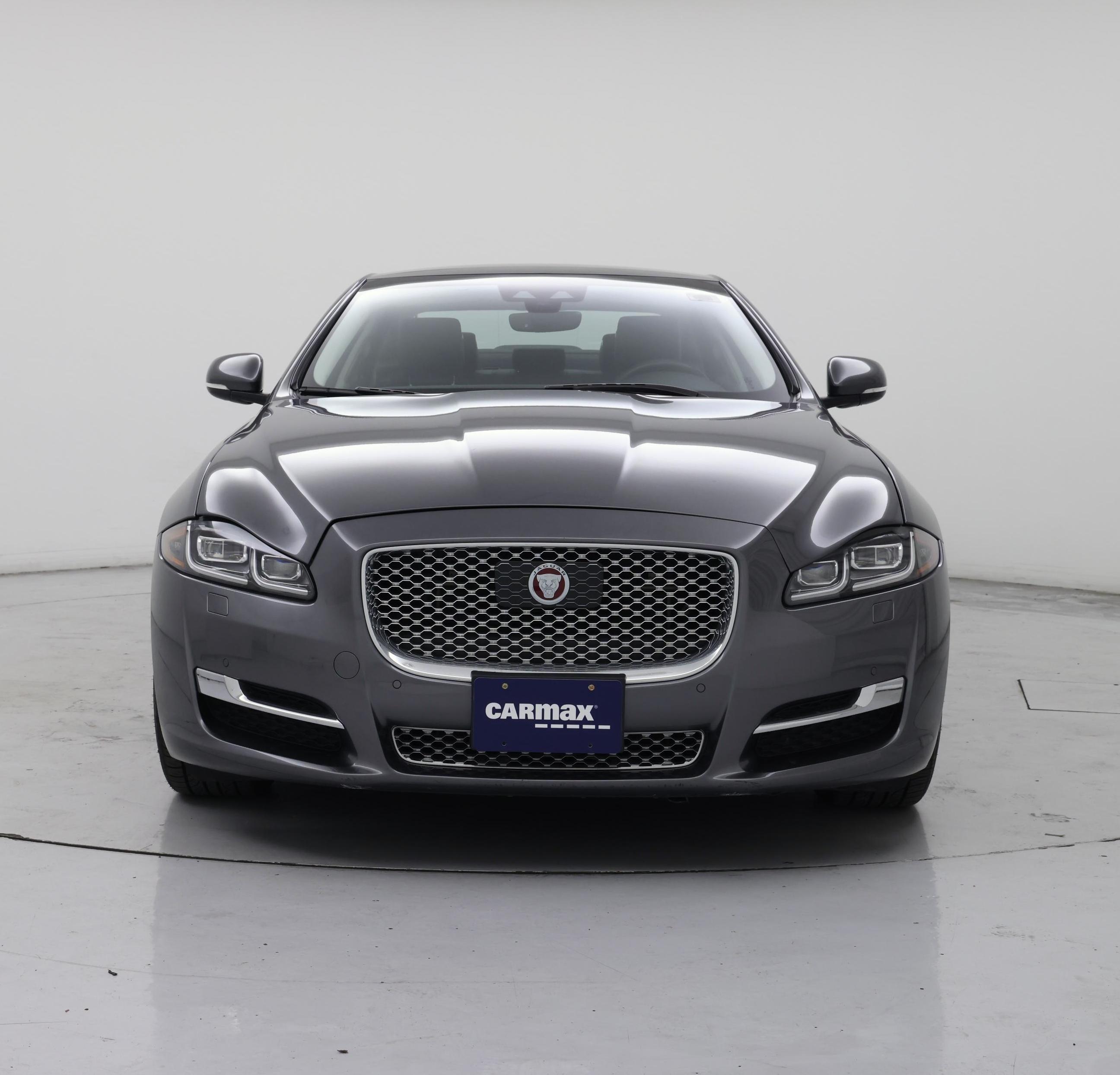 Thumbnail: 2019 Jaguar XJ - 5
