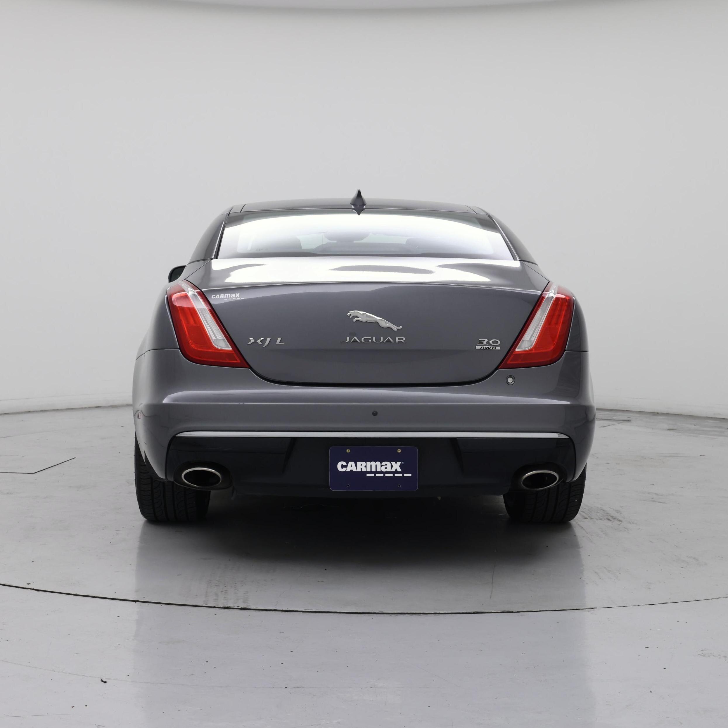 Thumbnail: 2019 Jaguar XJ - 6