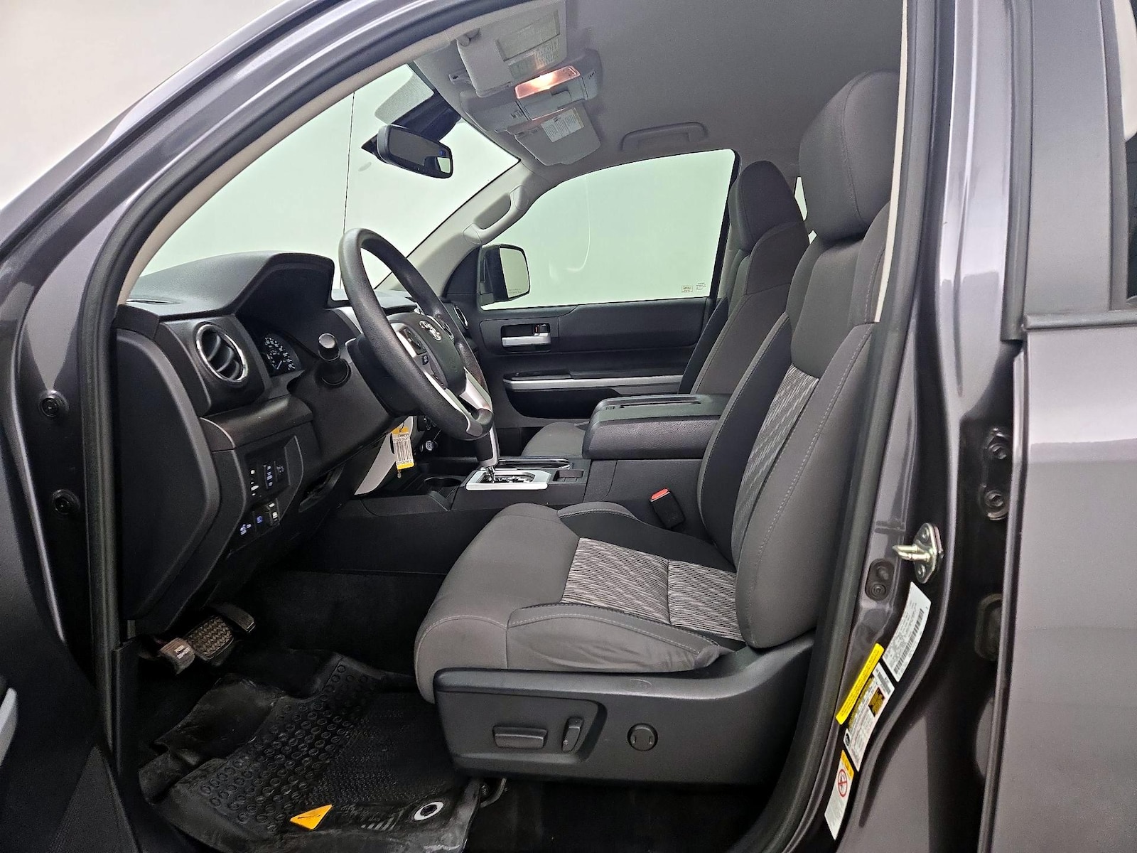 2018 Toyota Tundra SR5 - Photo 12