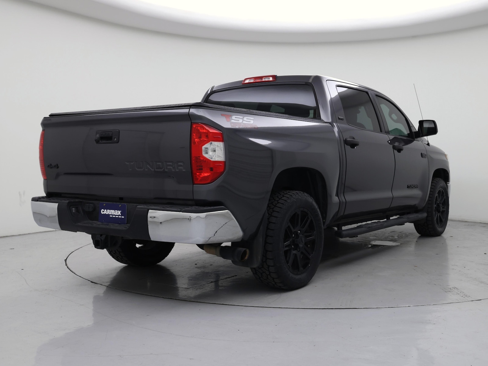 2018 Toyota Tundra SR5 - Photo 9