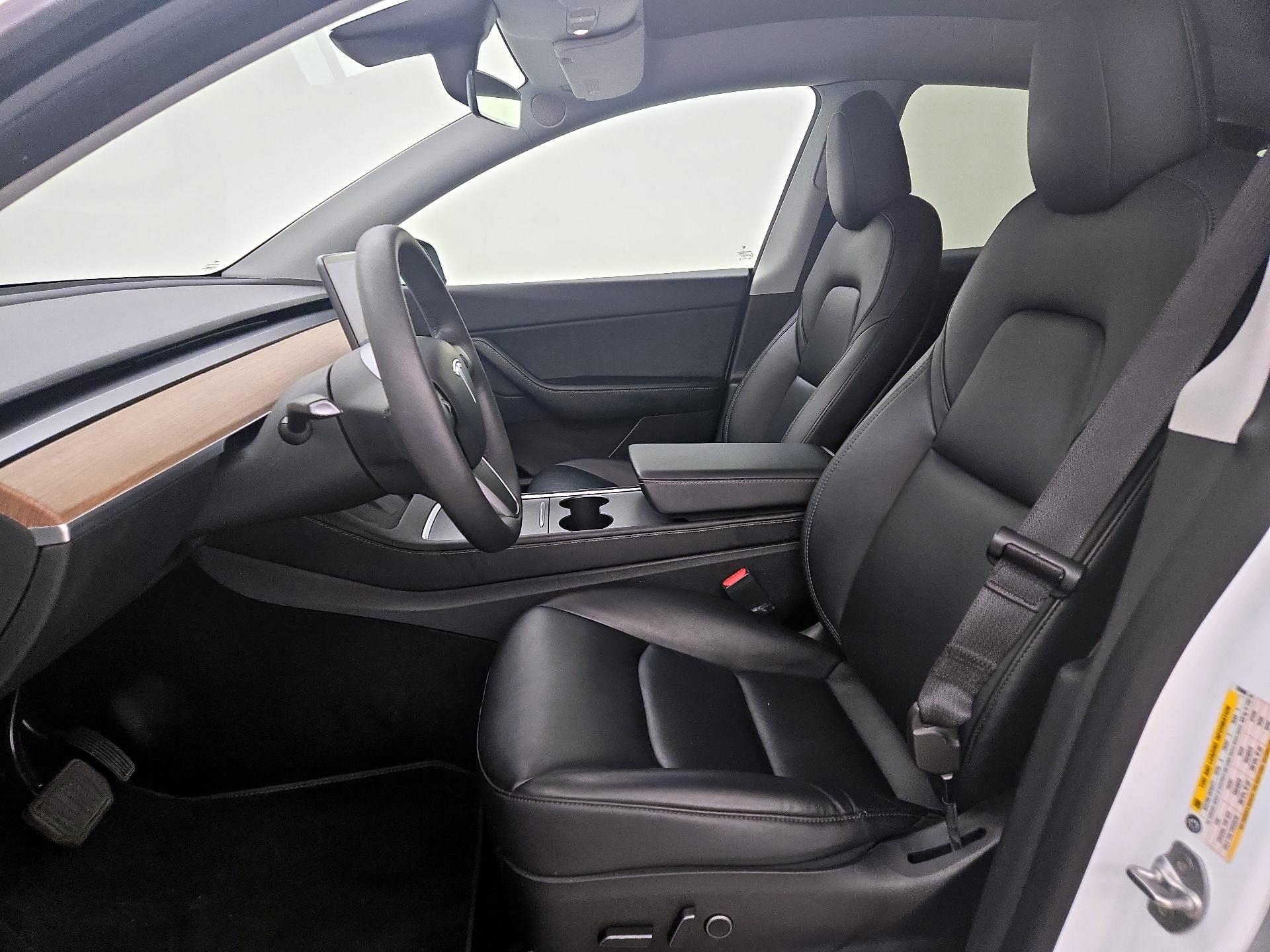 Thumbnail: 2021 Tesla Model Y - 11