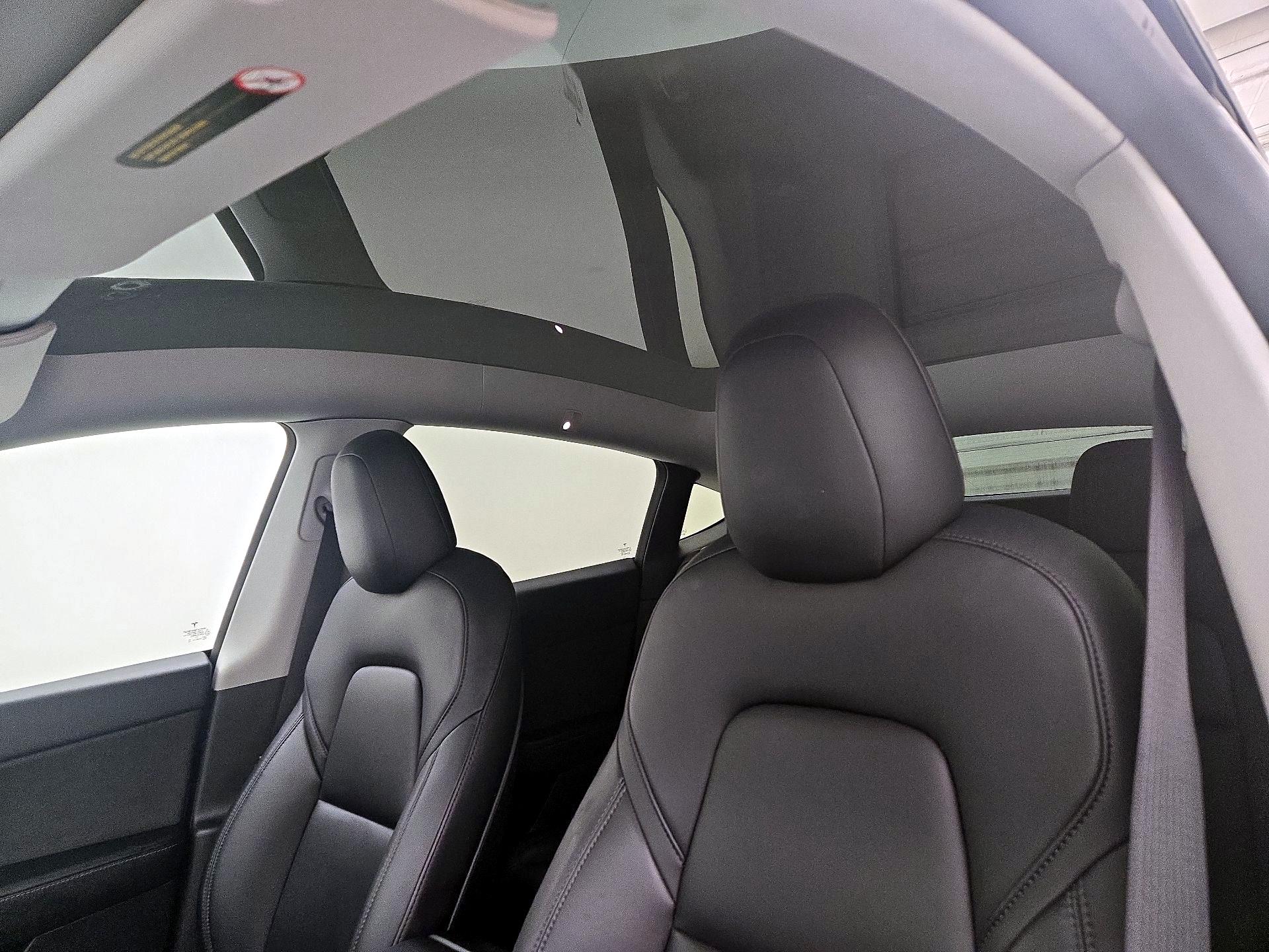 Thumbnail: 2021 Tesla Model Y - 19