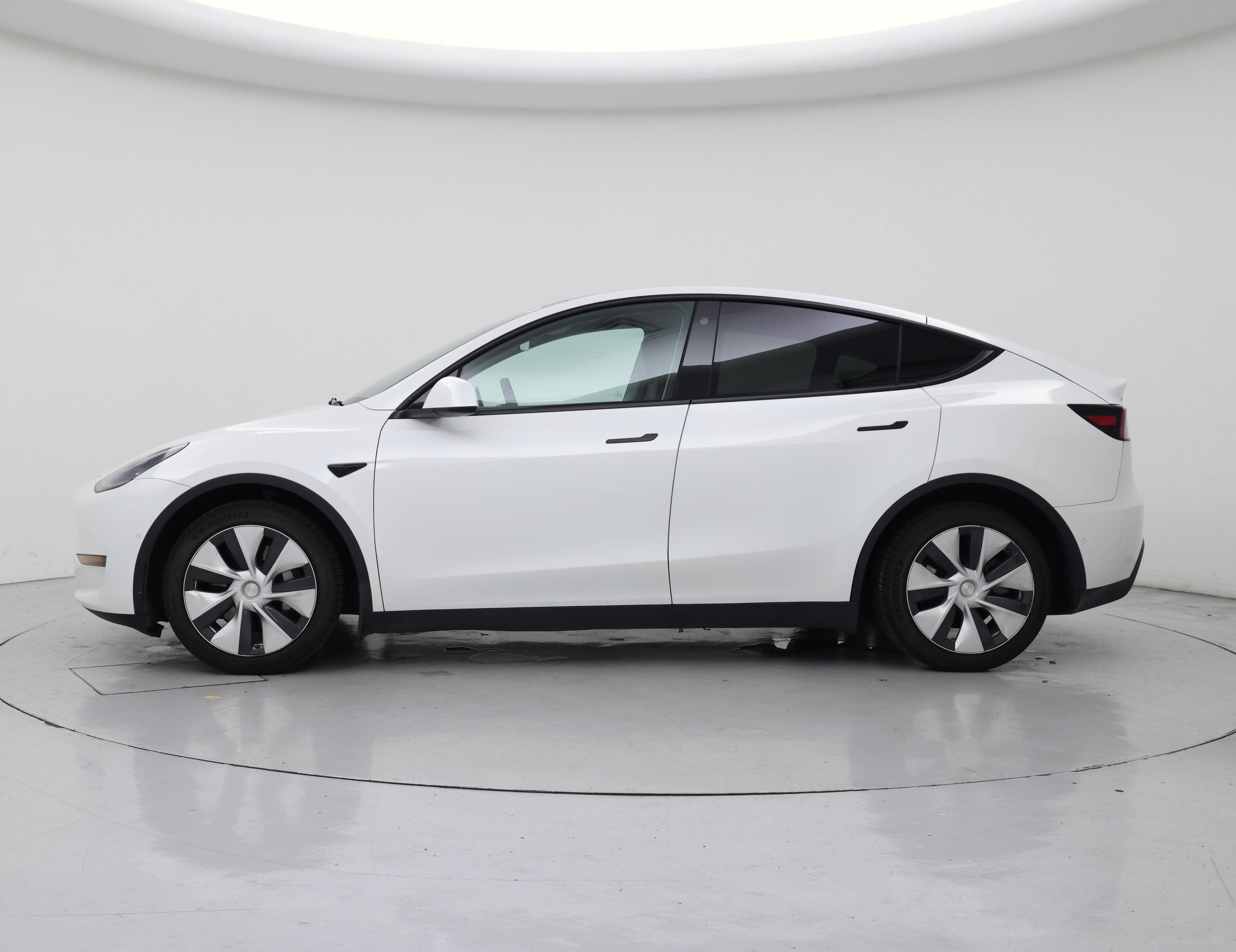 Thumbnail: 2021 Tesla Model Y - 3