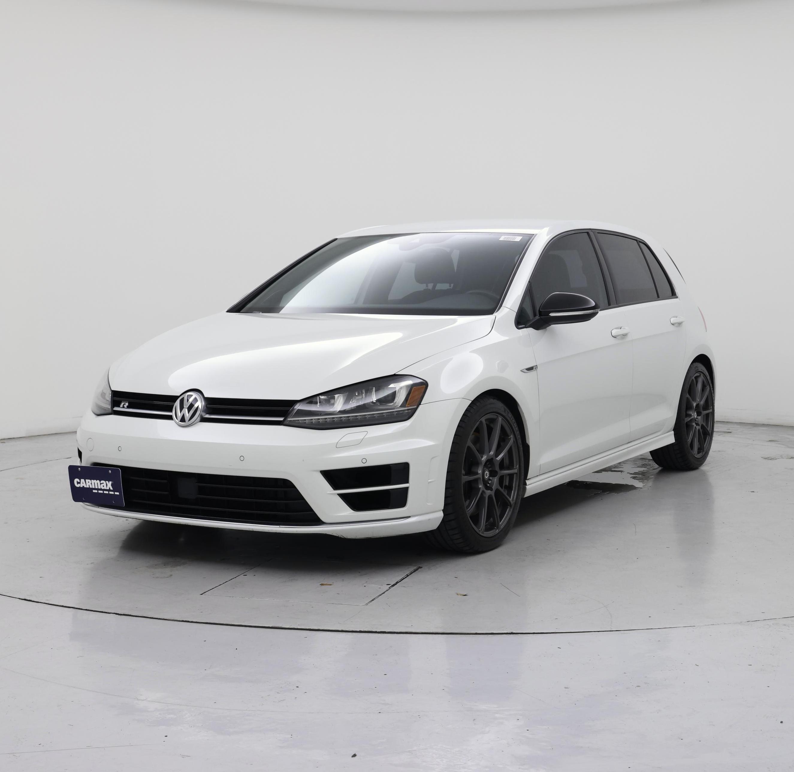 Thumbnail: 2017 Volkswagen Golf - 4