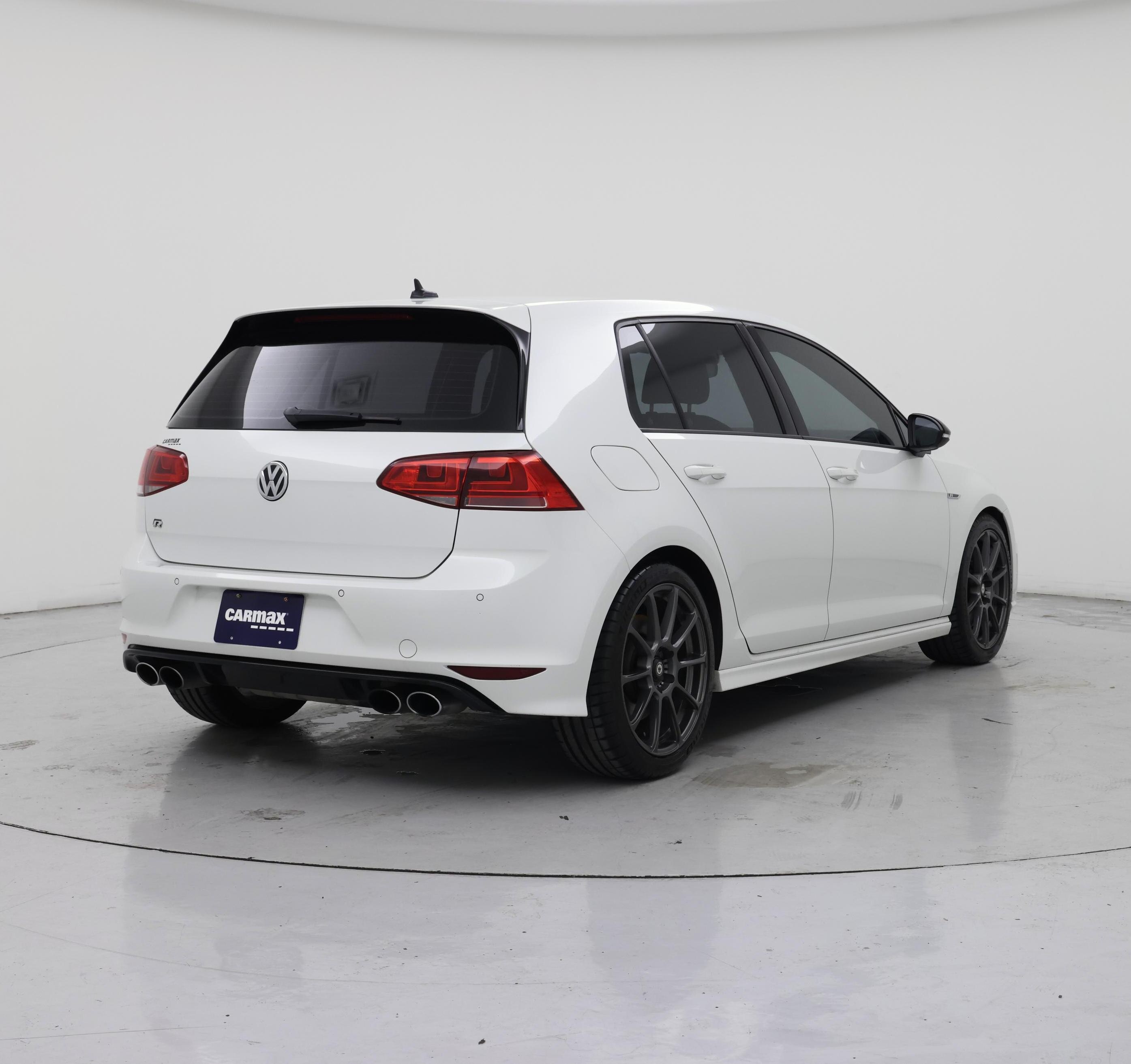 Thumbnail: 2017 Volkswagen Golf - 8