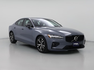 2024 Volvo S60 B5 Core Dark Theme