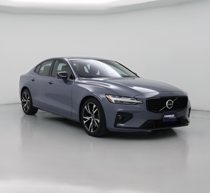 2024 Volvo S60 B5 Core Dark Theme