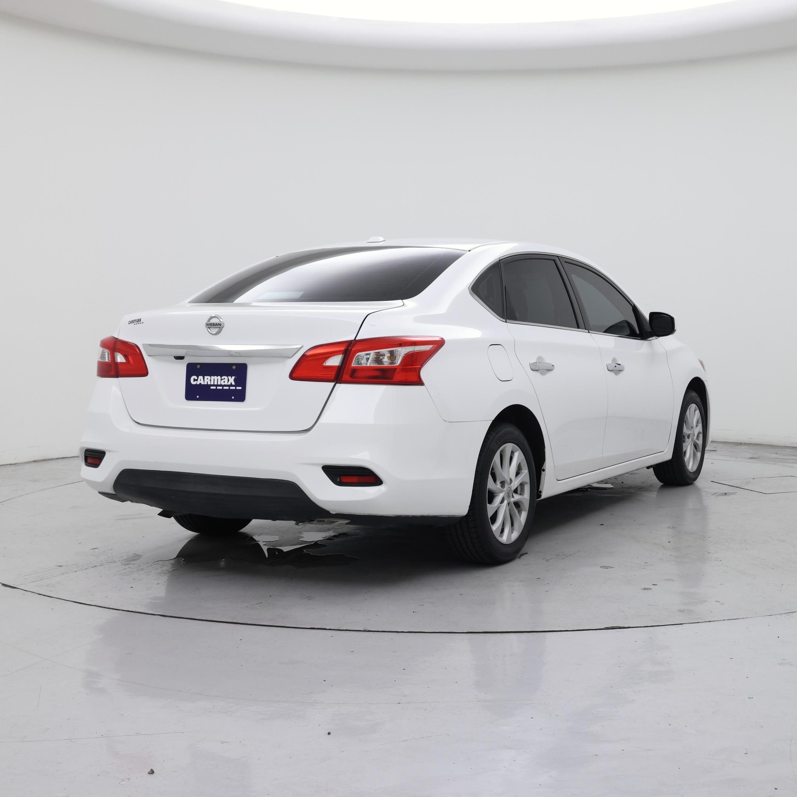 Thumbnail: 2019 Nissan Sentra - 8