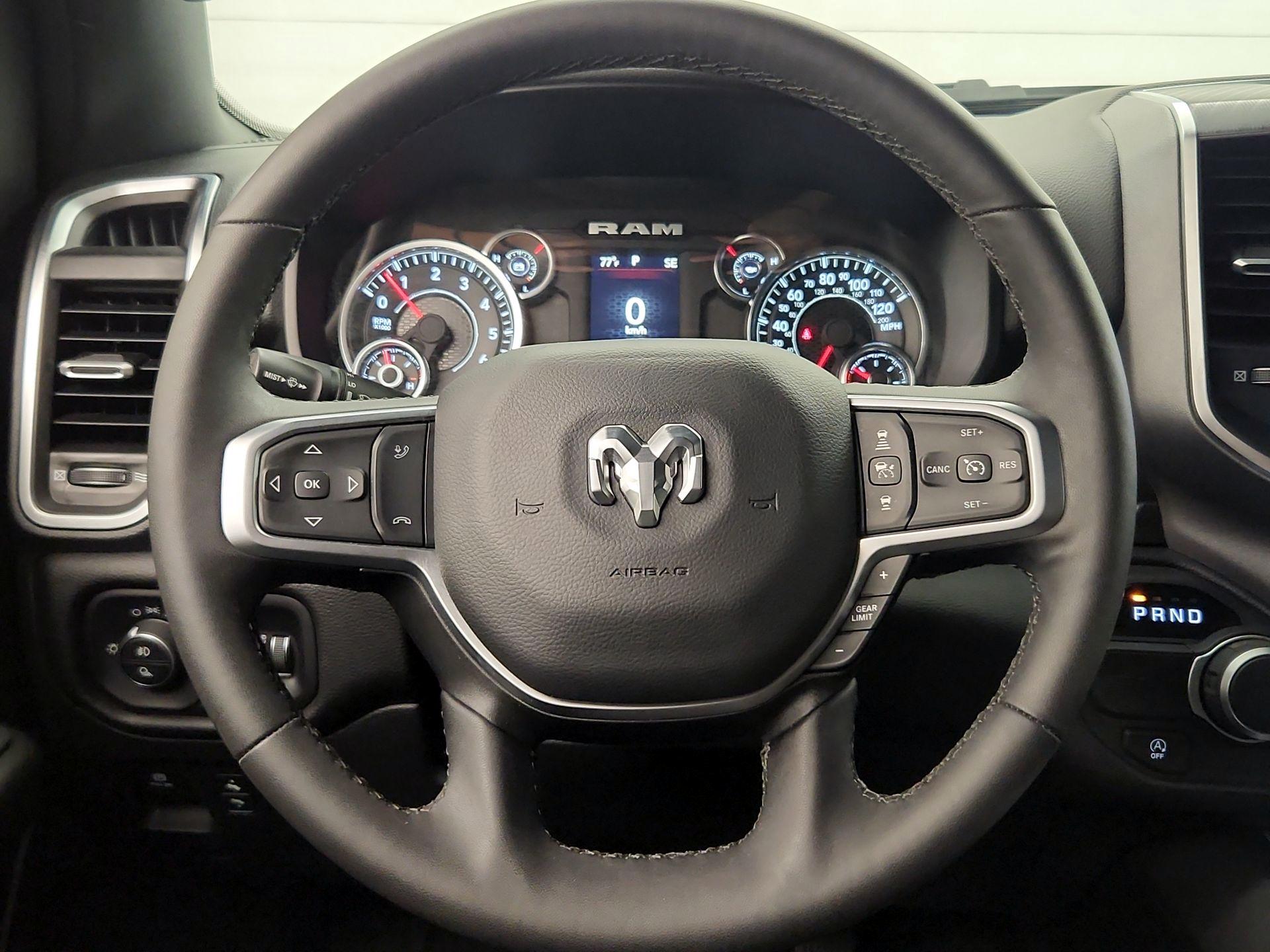 Thumbnail: 2025 RAM 1500 - 10