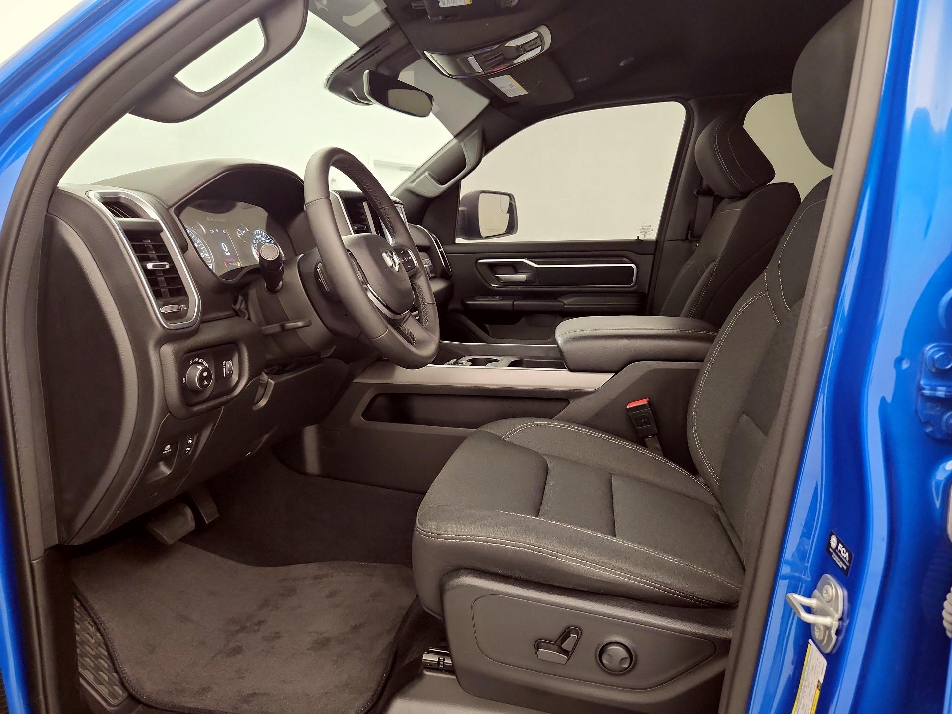 Thumbnail: 2025 RAM 1500 - 11