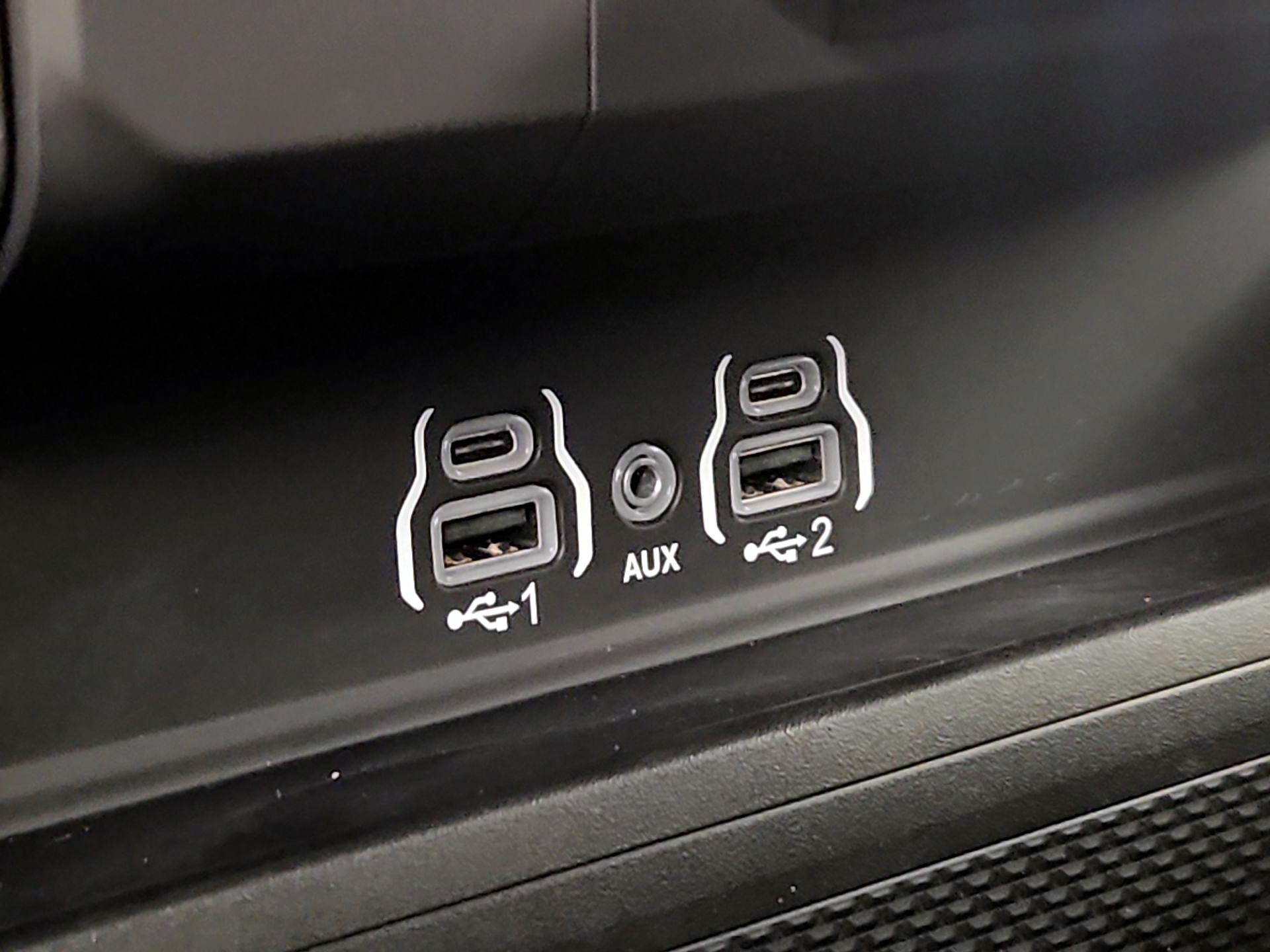 Thumbnail: 2025 RAM 1500 - 18
