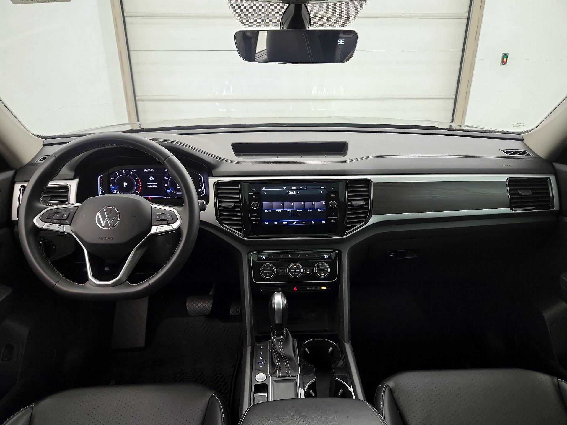 Thumbnail: 2023 Volkswagen Atlas - 9