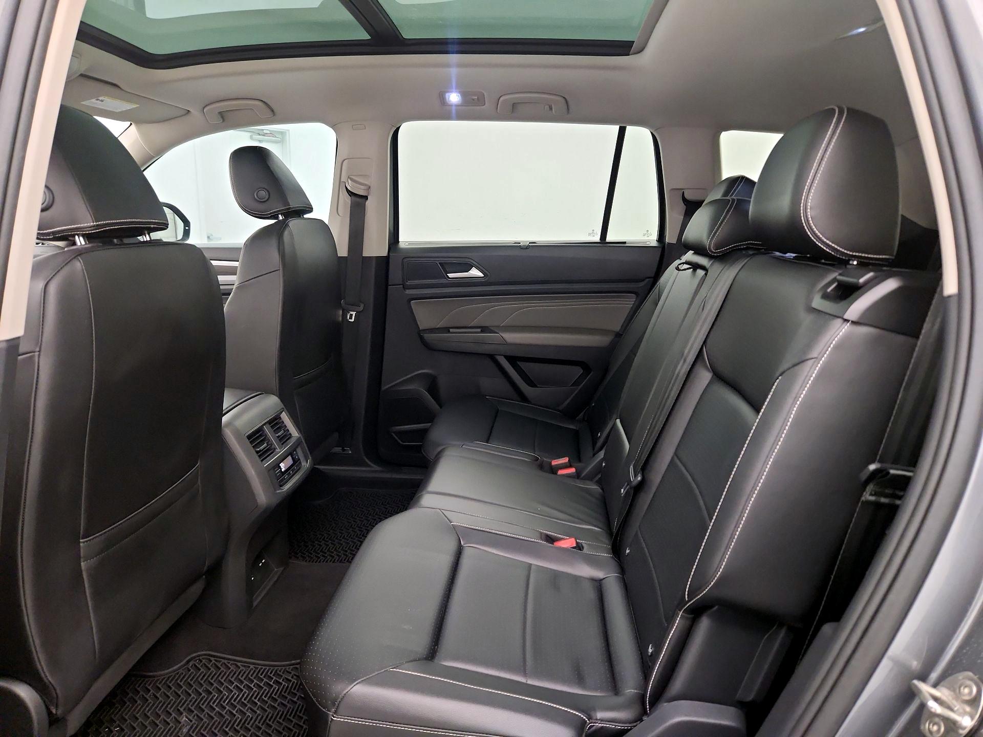 Thumbnail: 2023 Volkswagen Atlas - 20
