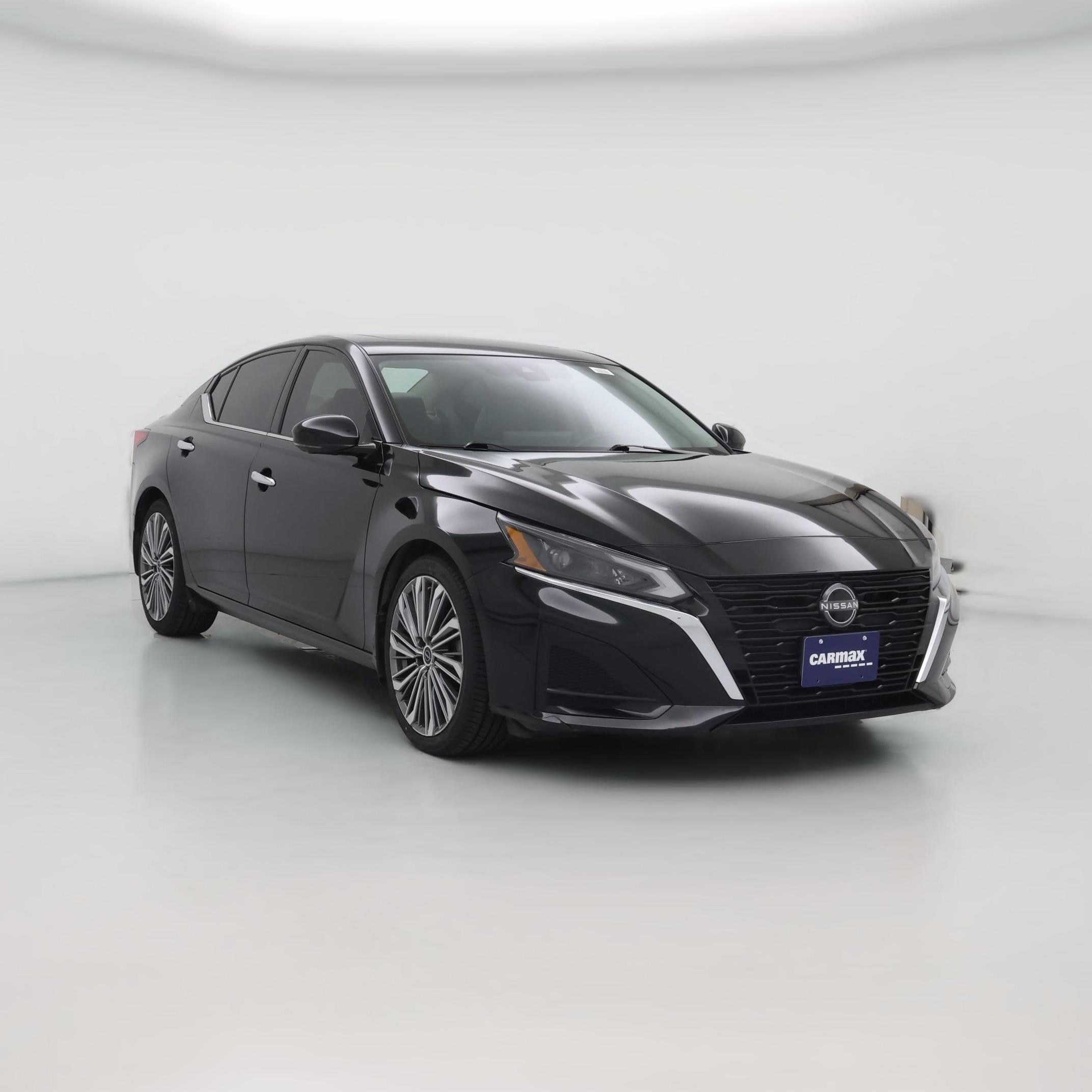 Thumbnail: 2023 Nissan Altima - 1