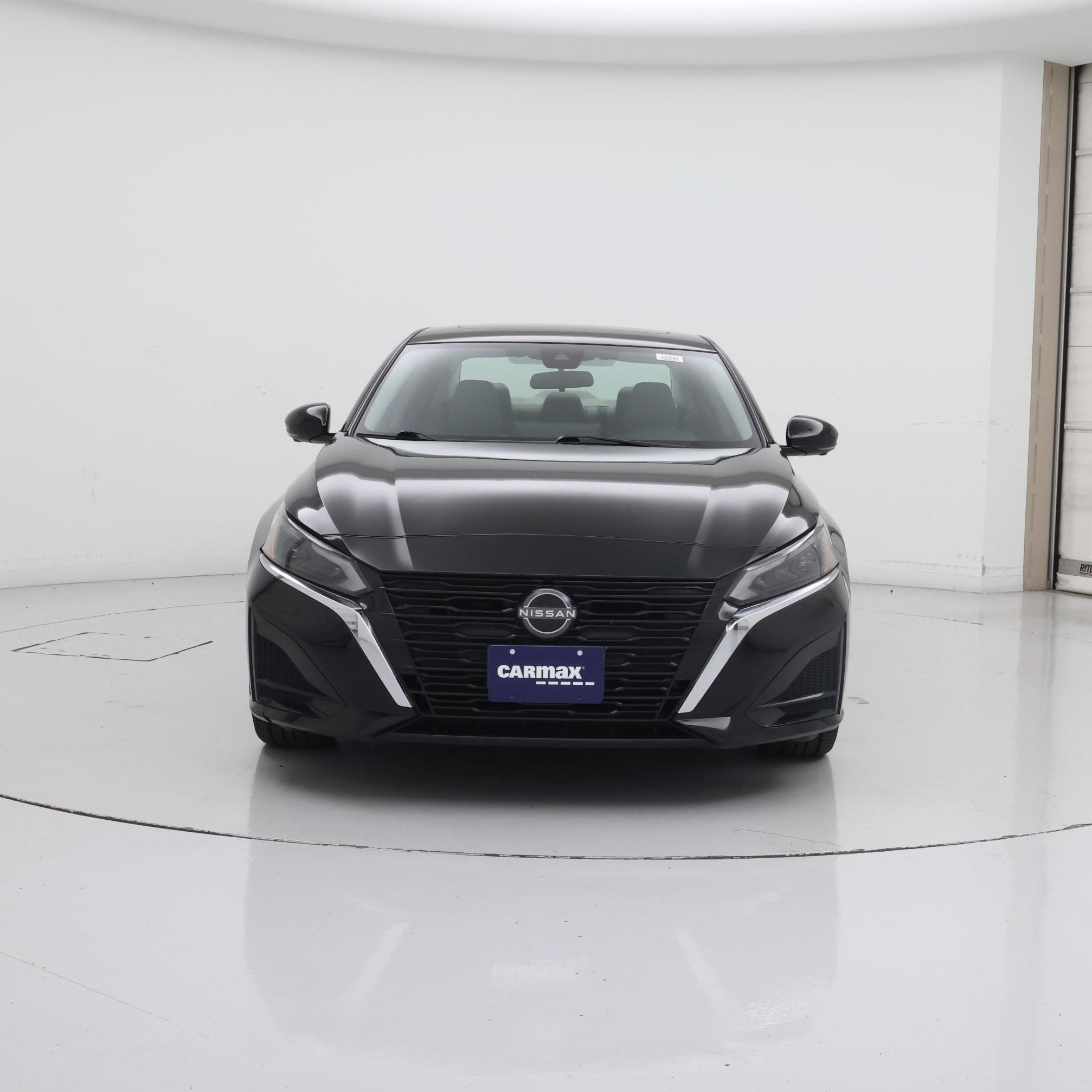 Thumbnail: 2023 Nissan Altima - 5