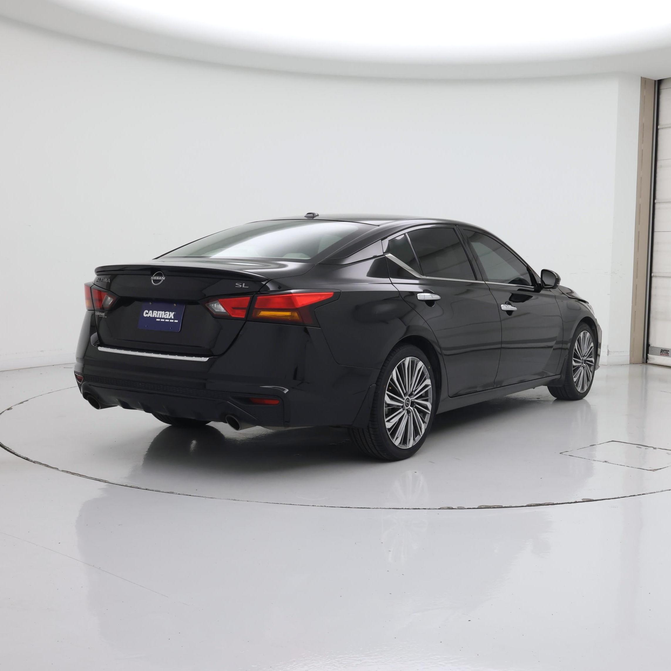 Thumbnail: 2023 Nissan Altima - 8