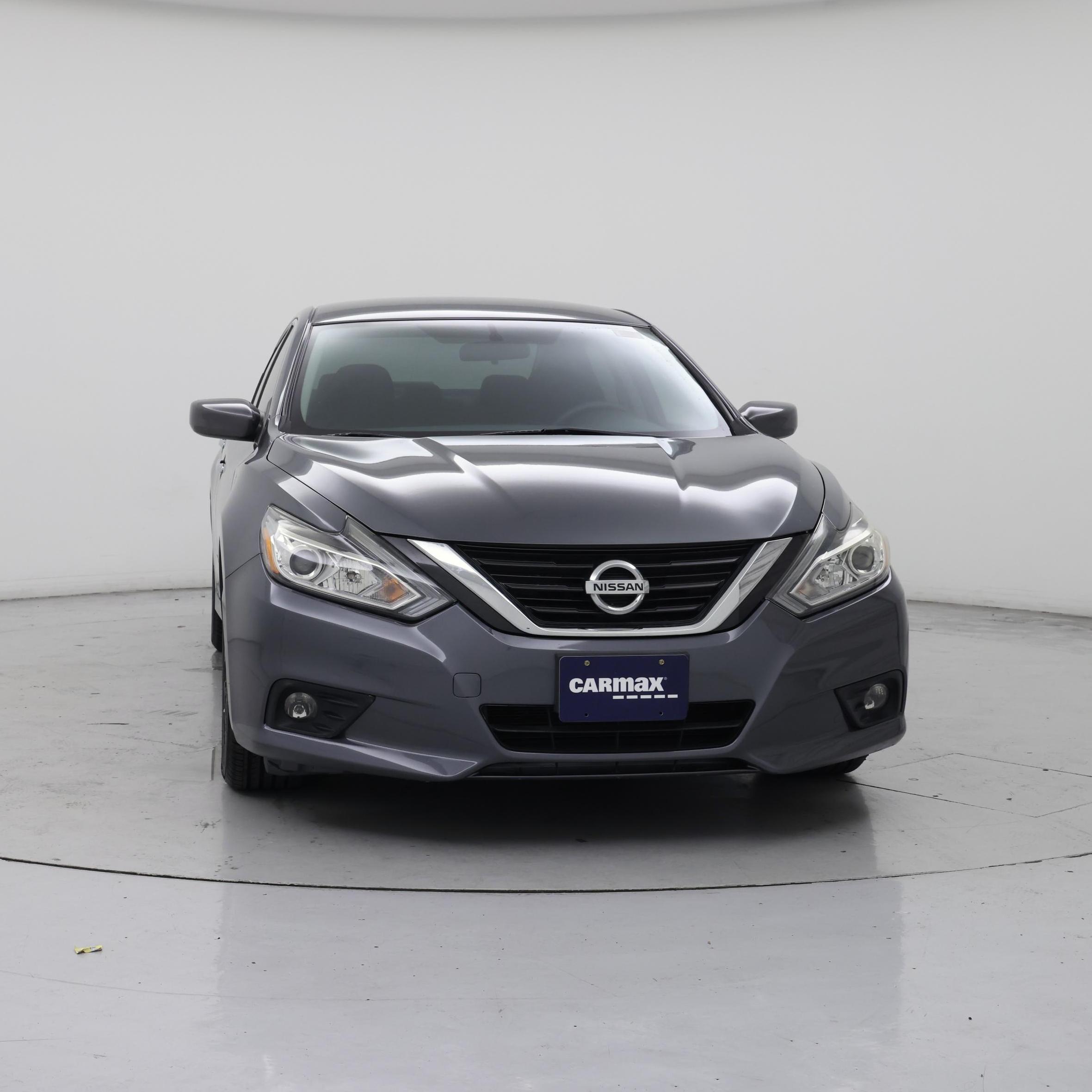 Thumbnail: 2018 Nissan Altima - 5