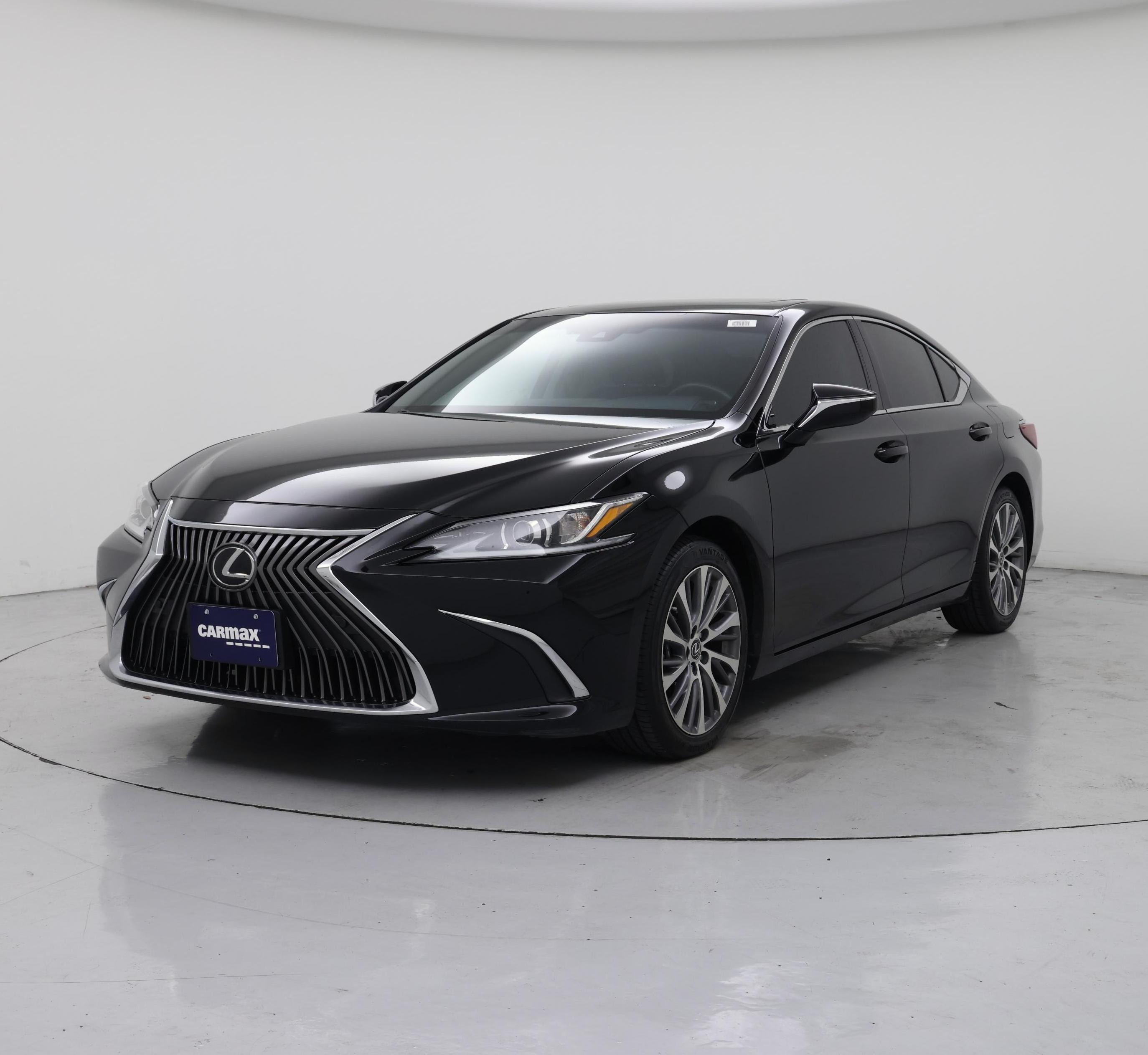 Thumbnail: 2019 Lexus ES - 4