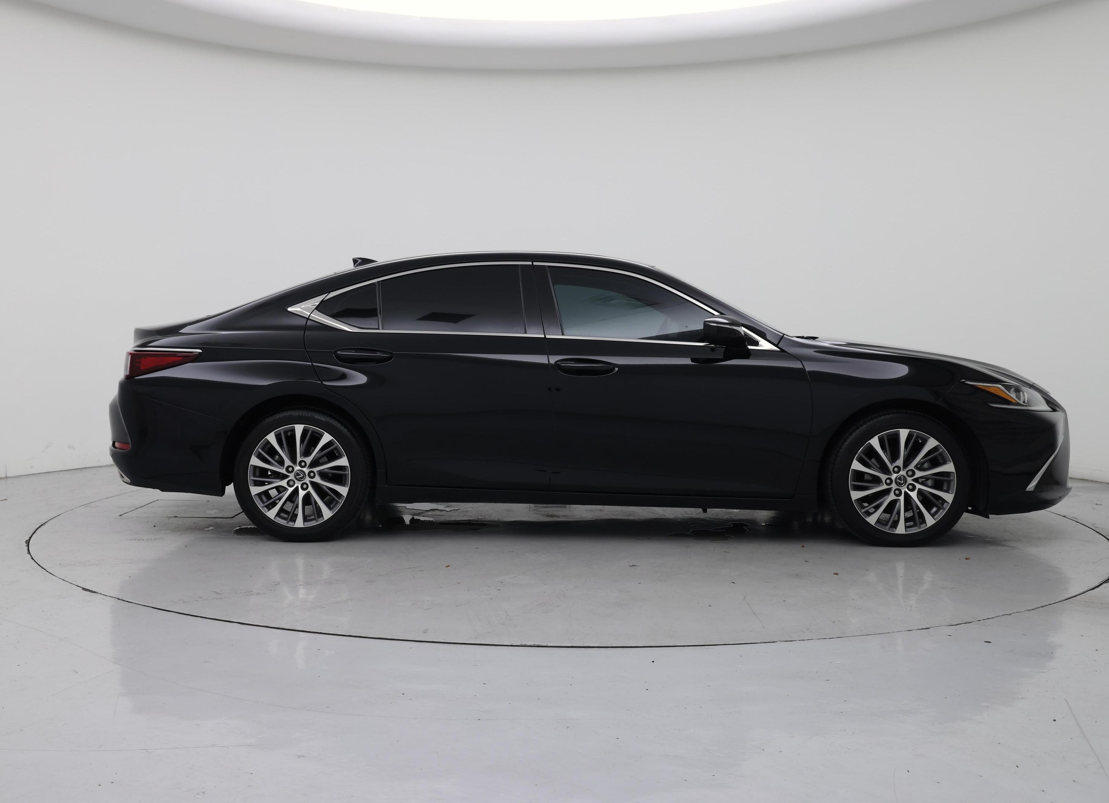 Thumbnail: 2019 Lexus ES - 7