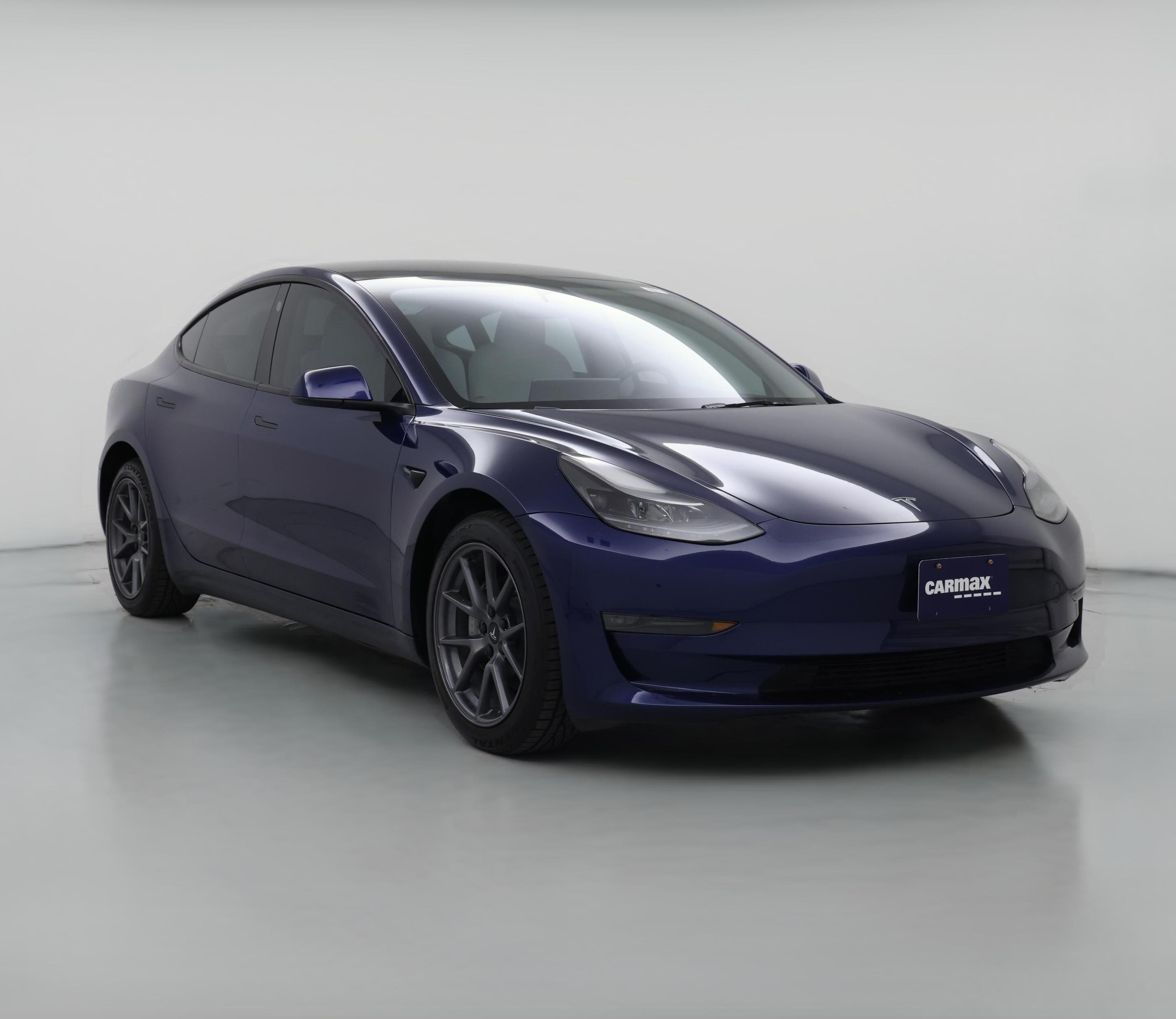 Thumbnail: 2023 Tesla Model 3 - 1