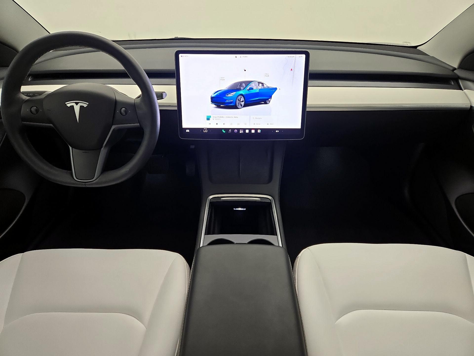 Thumbnail: 2023 Tesla Model 3 - 9