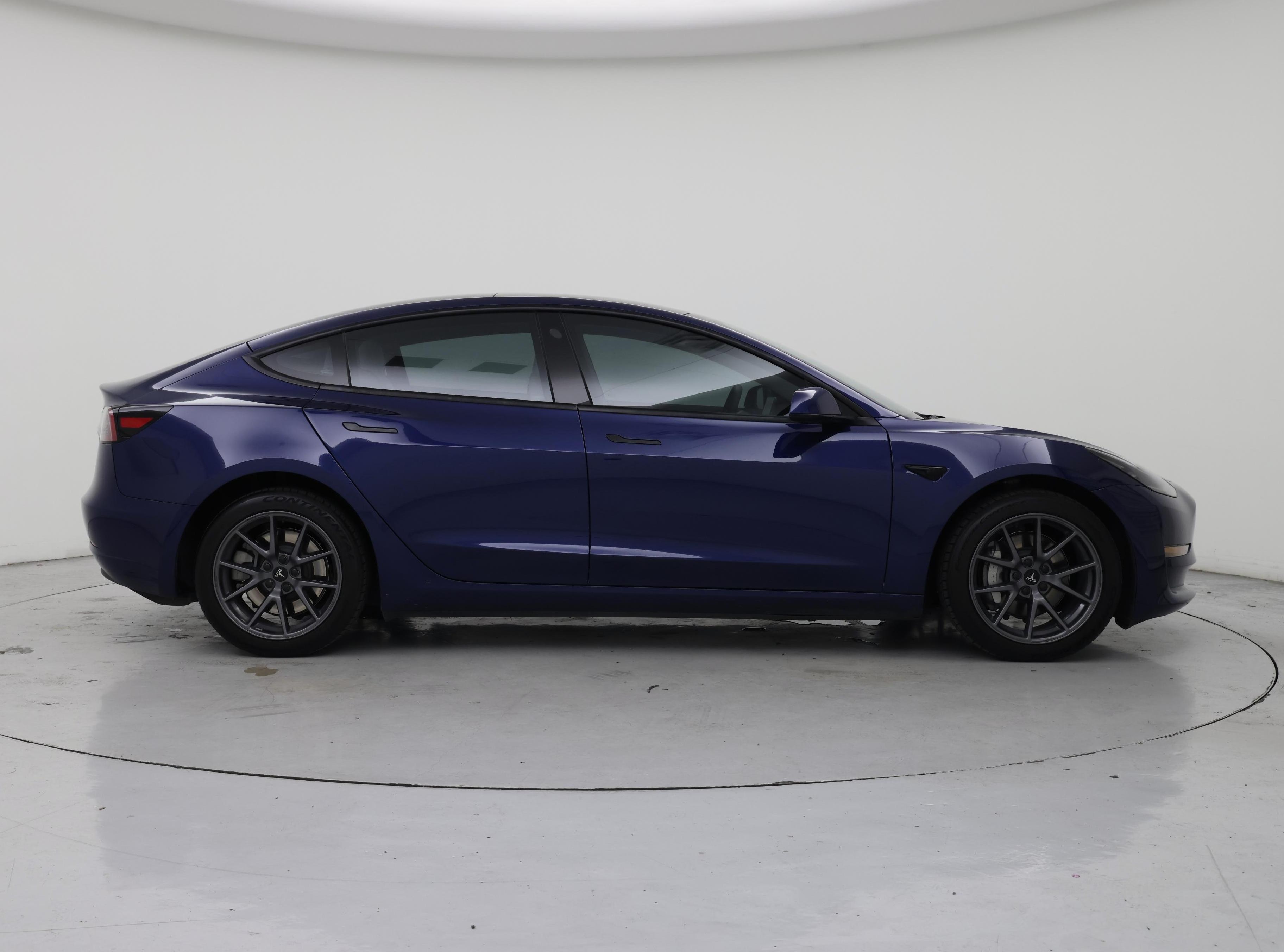 Thumbnail: 2023 Tesla Model 3 - 7