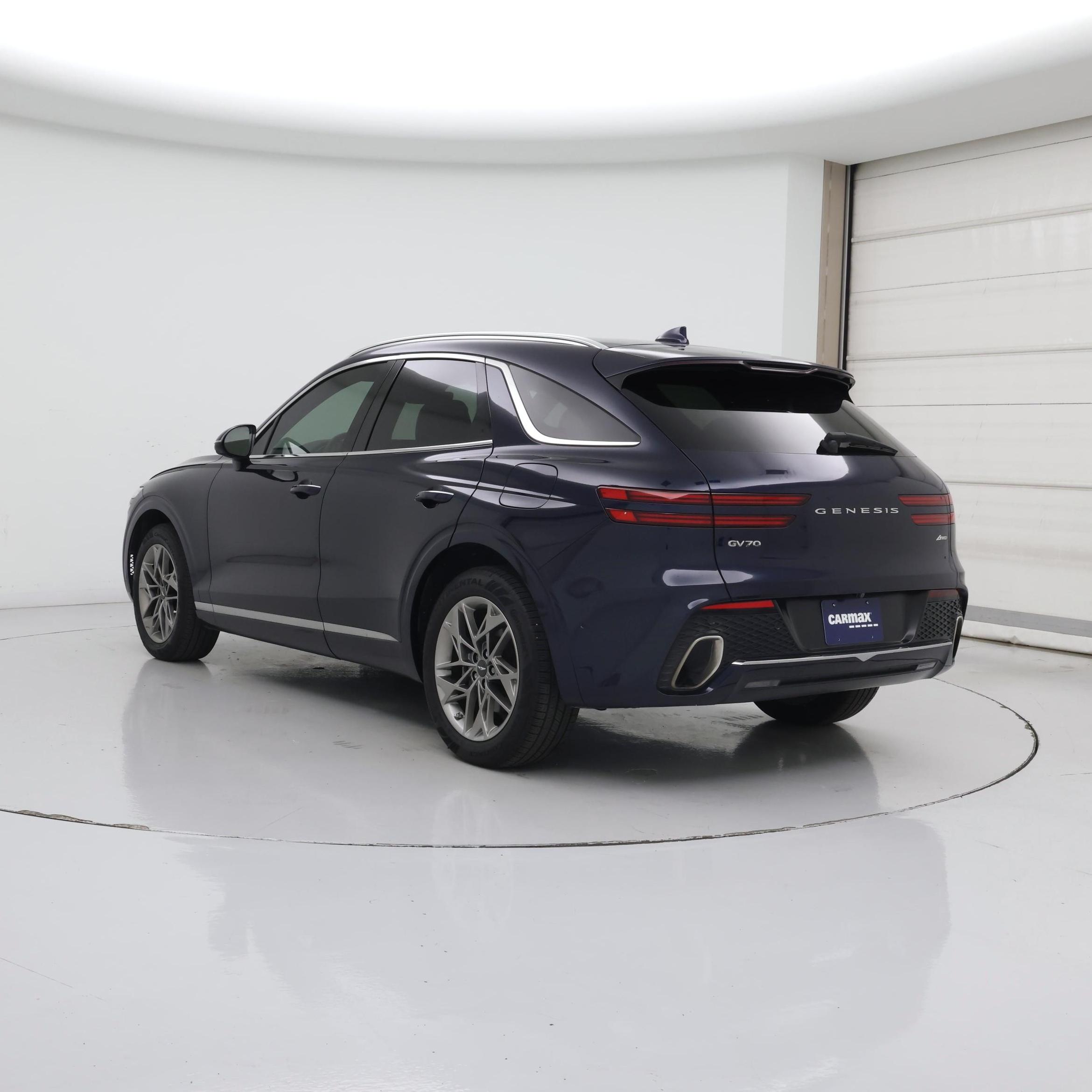 Thumbnail: 2022 Genesis GV70 - 2