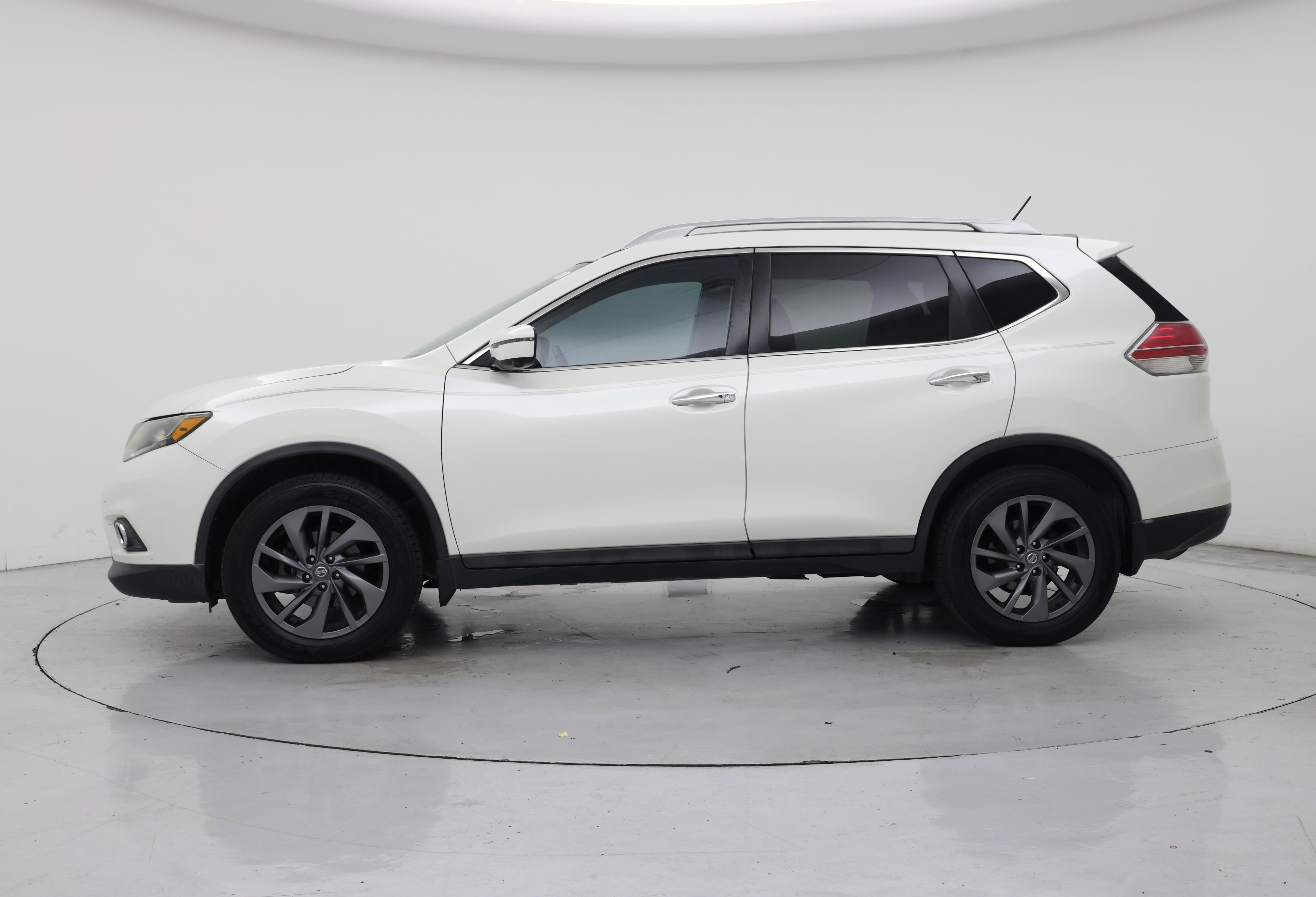Thumbnail: 2016 Nissan Rogue - 3
