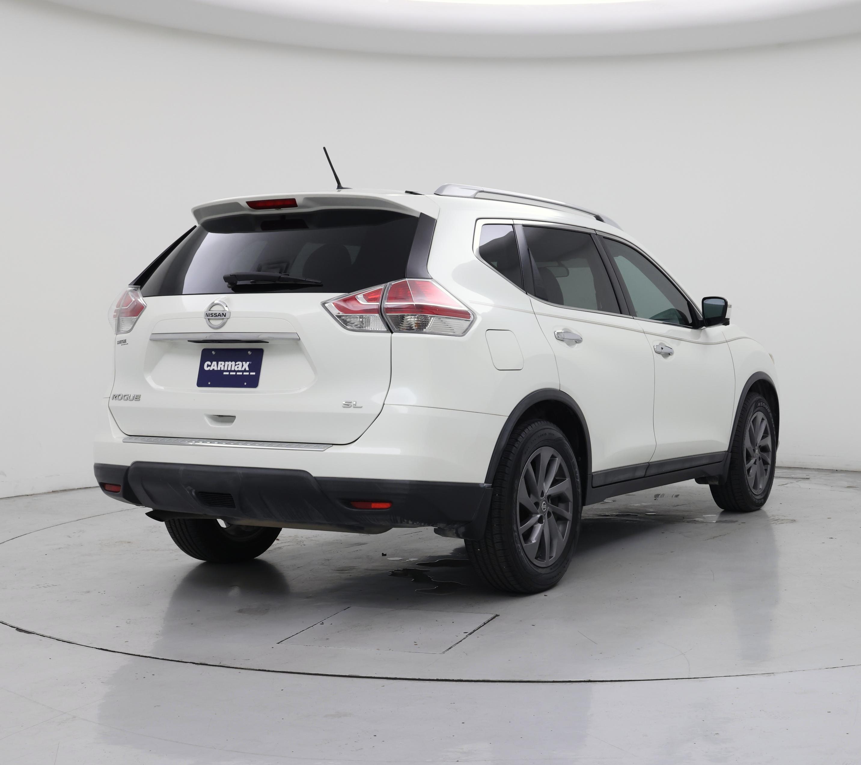 Thumbnail: 2016 Nissan Rogue - 8